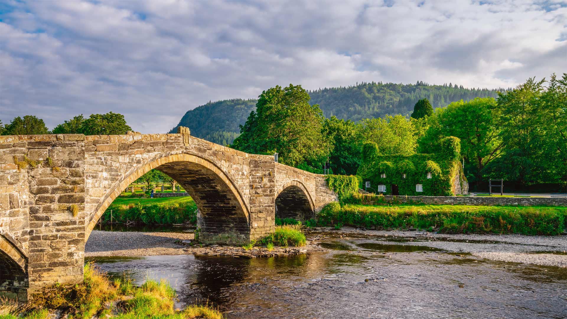Каменный мост Уэльс Англия