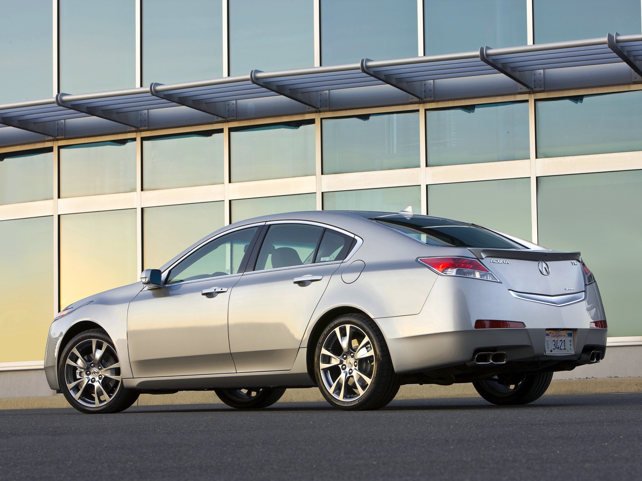 Free download wallpaper Auto, Acura, Building, Side View, Style, Akura, 2008, Tl, Silver Metallic, Cars on your PC desktop
