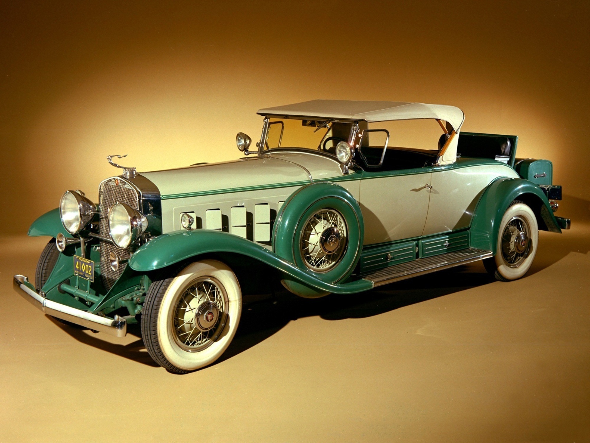 Cadillac v16 1930