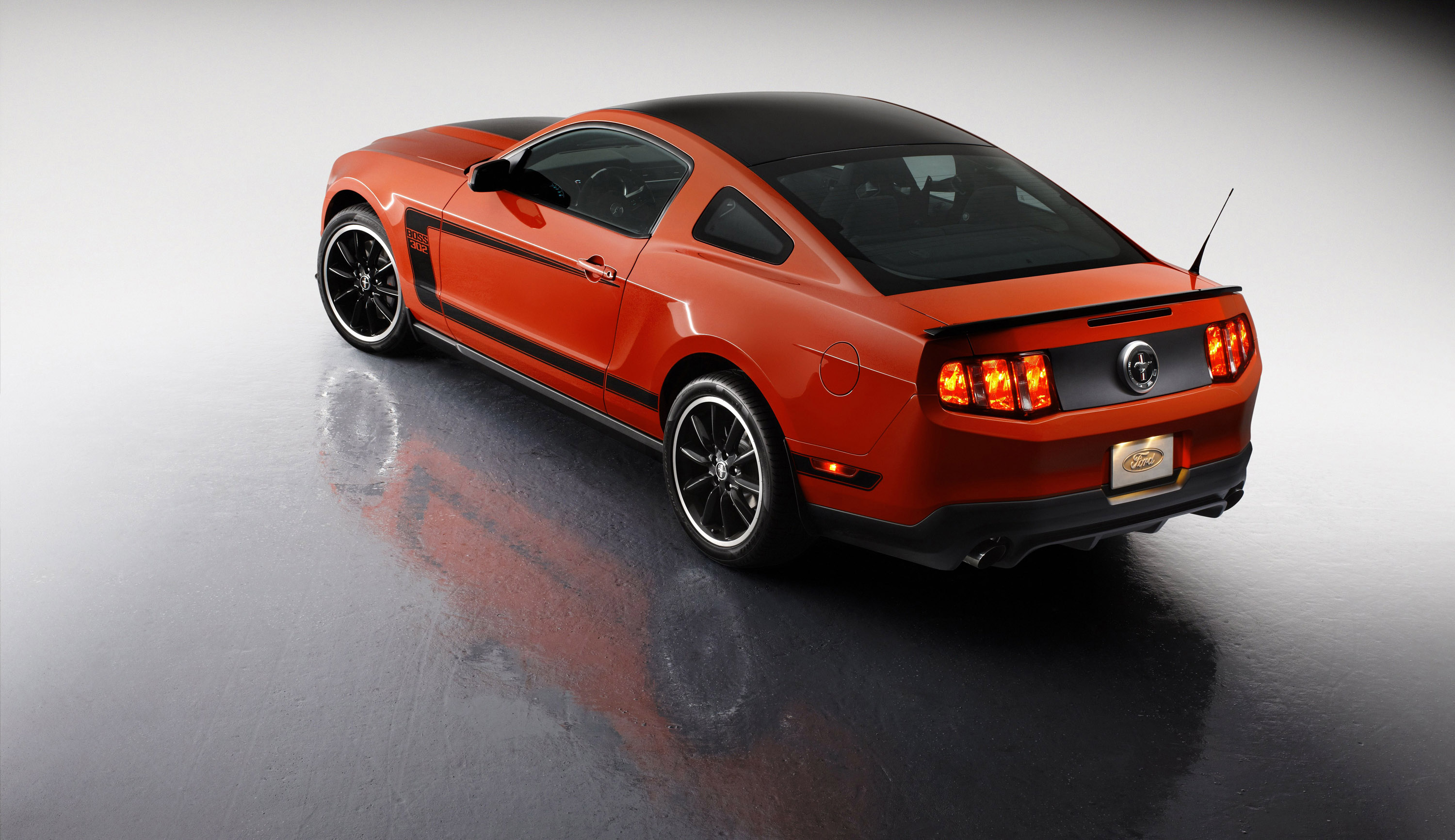 Форд Мустанг Boss 302