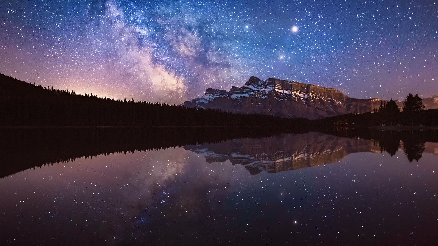 Ночь озеро звезды. Ночной пейзаж. Звездное небо. Ночное небо со звездами. Горы и звезды.