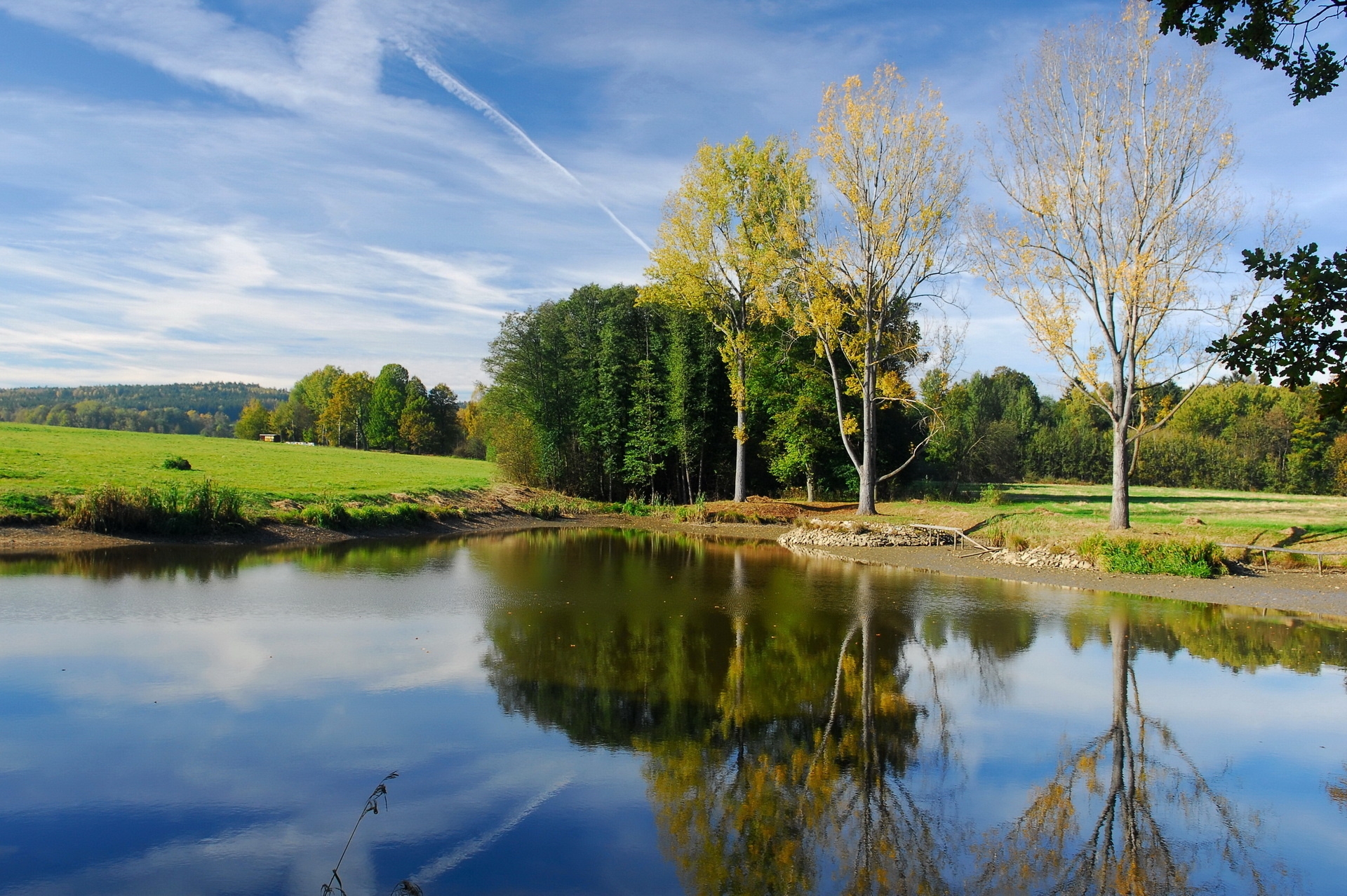 pond, nature, sky, autumn, lake, reflection, sunny 2160p