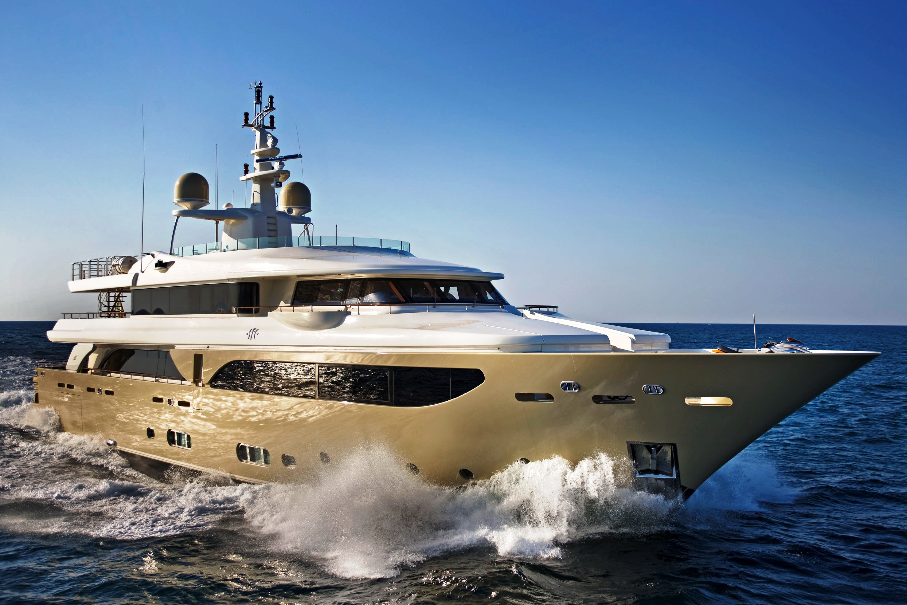 CRN Yachts