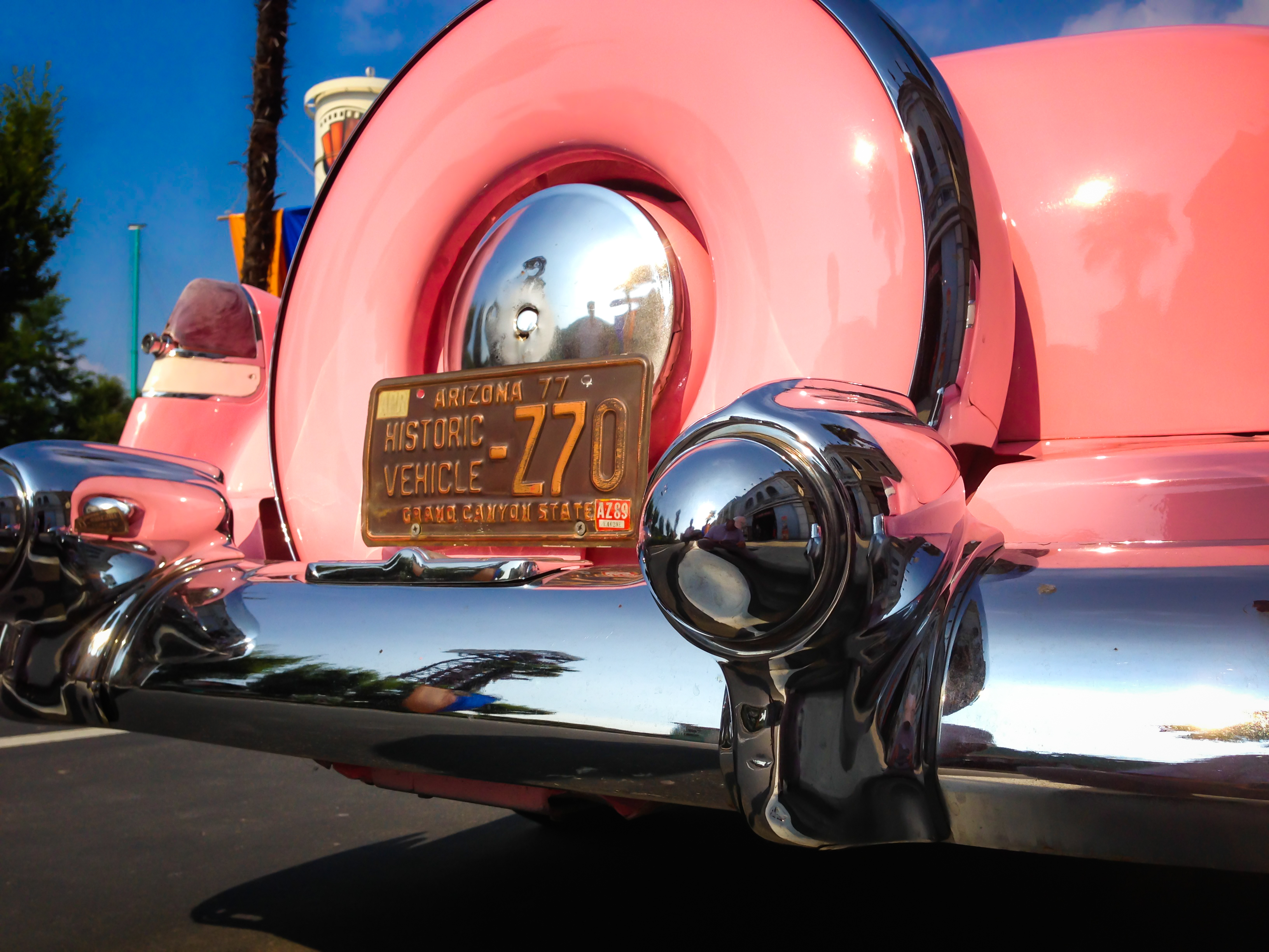 602156画像をダウンロード乗り物, 車, 1950年, アメリカ人, キャデラック, ピンクの車, ピンク, レトロ, アメリカ合衆国, ビンテージ-壁紙とスクリーンセーバーを無料で