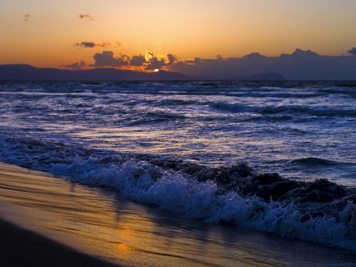 Download mobile wallpaper Waves, Sunset, Sea, Landscape for free.