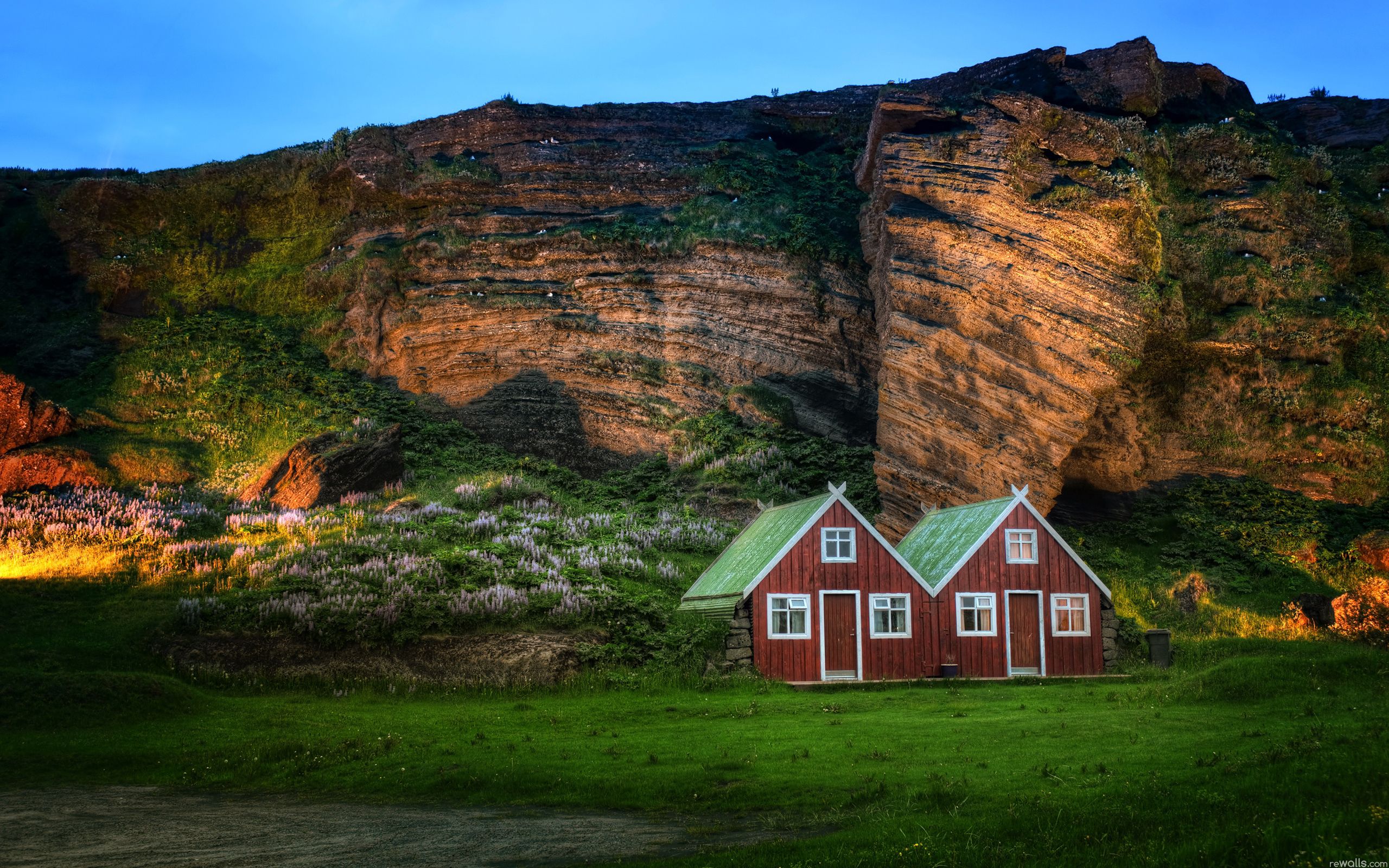 houses, light, nature, meadow, iceland, rock, mountain, shine, small houses Full HD