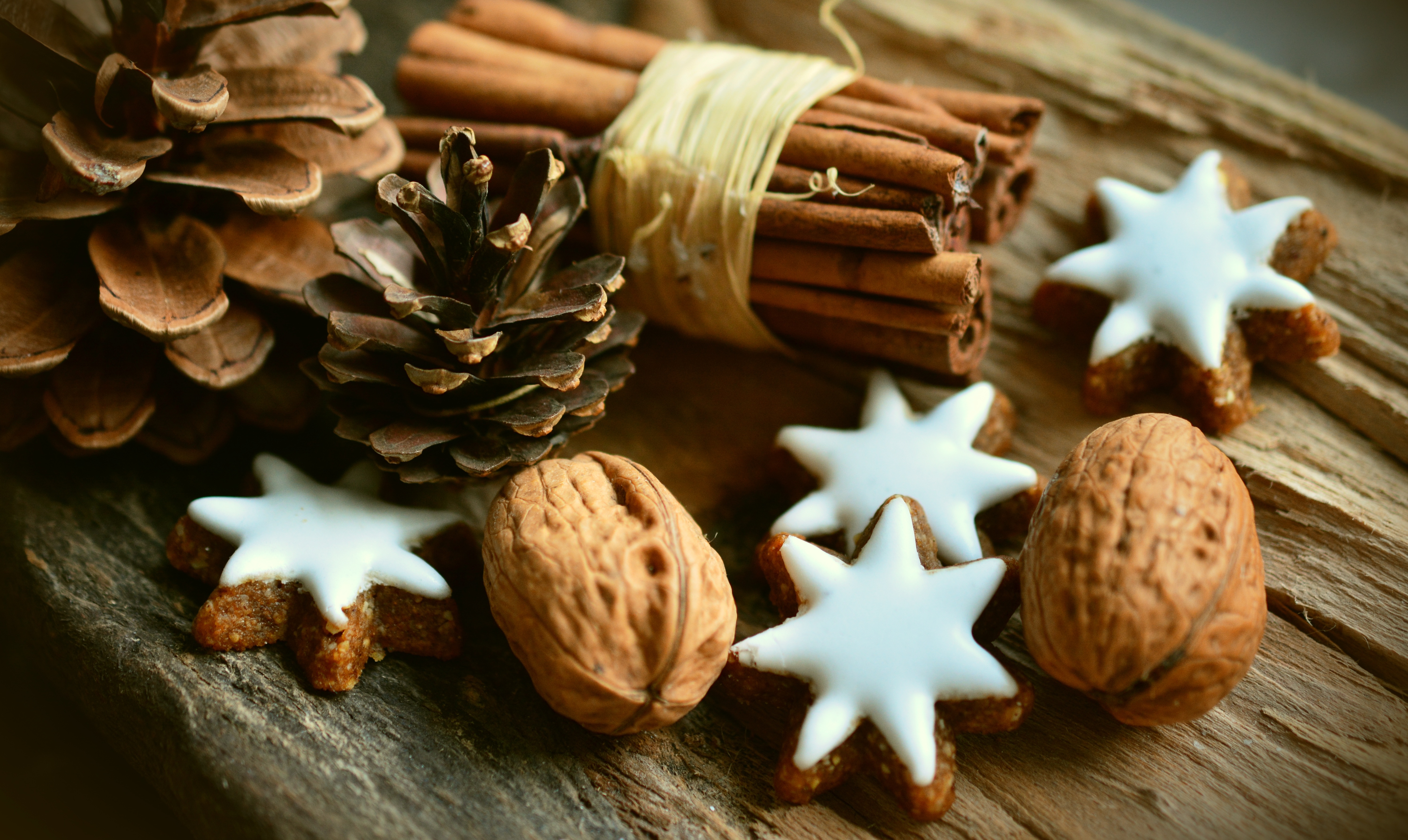 wallpapers food, cookie, christmas, cinnamon, nut, star, wood