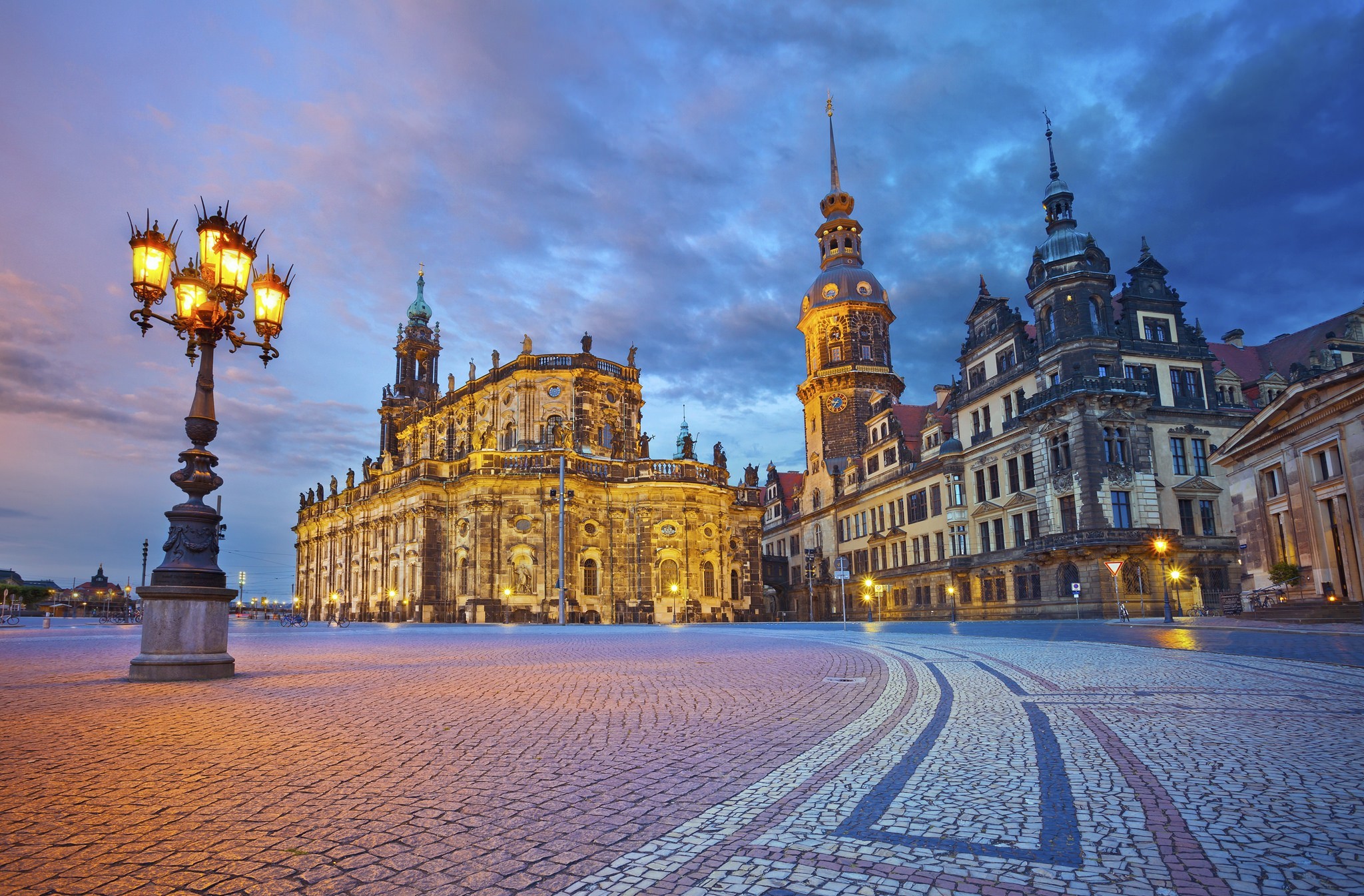 Die besten Dresden-Hintergründe für den Telefonbildschirm