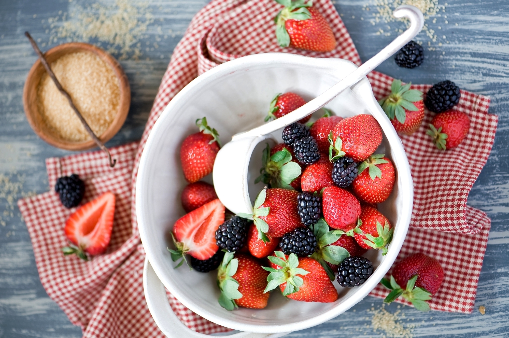 Download mobile wallpaper Blackberry, Berries, Strawberry, Food for free.