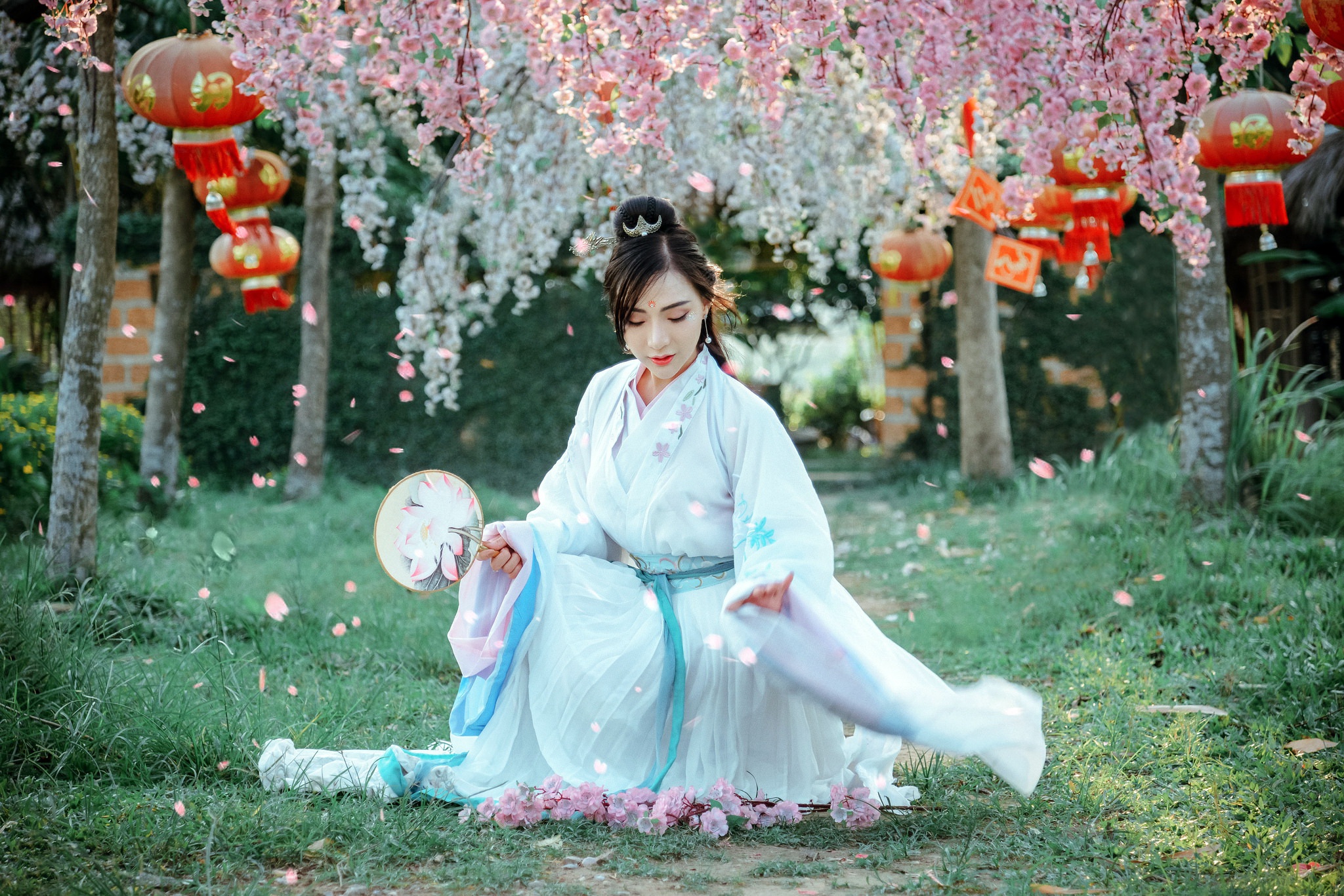 Китайская девушка в кимоно