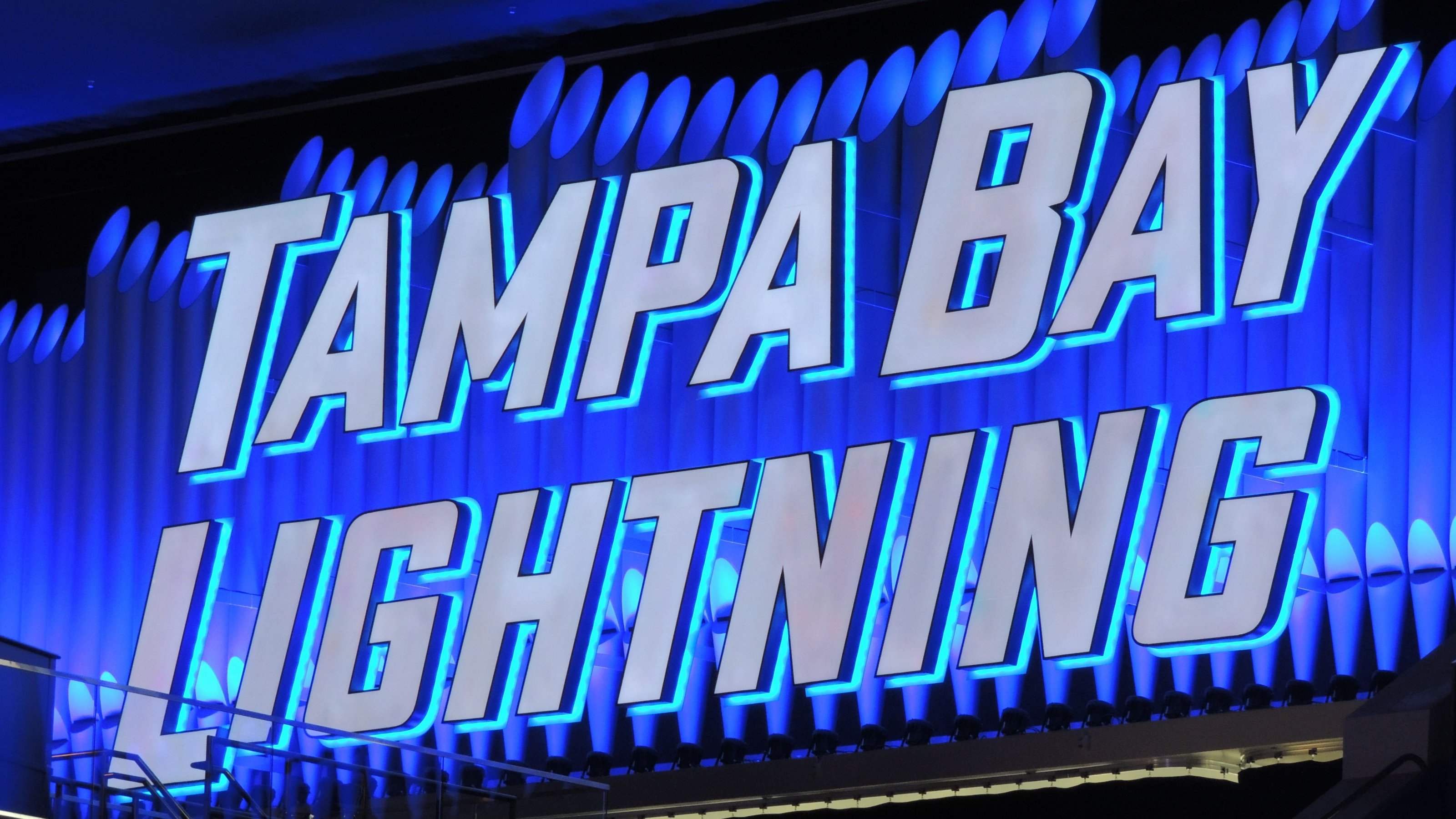 Tampa Bay Lightning on X: Ok trying something a little different for  wallpapers! The idea here is the first one – lights off – goes as your  lockscreen and you open your