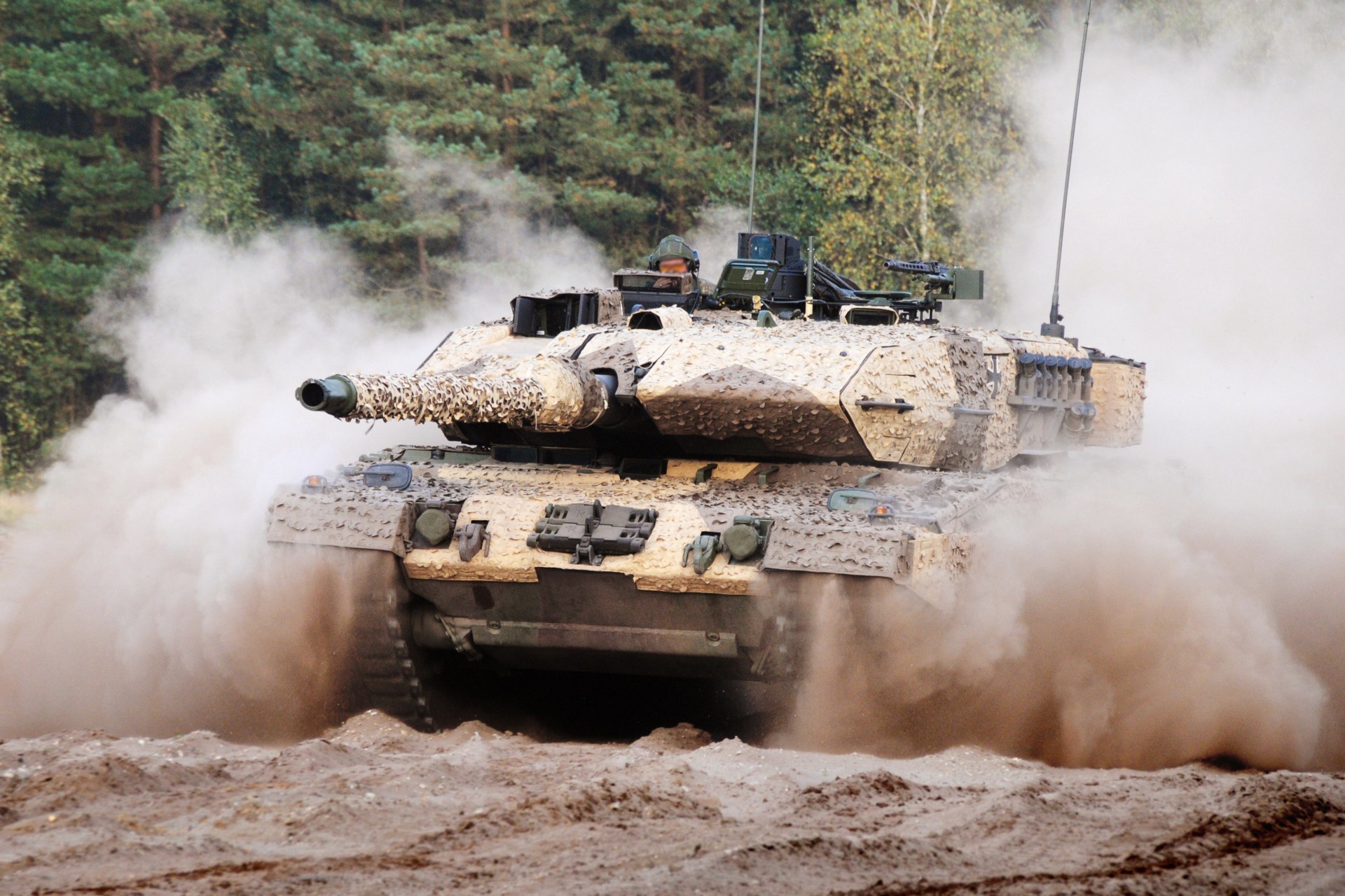 Lvs tanks. Леопард 2а7. Танк Leopard 2a7v. Леопард 2. "Леопард" 2a7 (Германия).