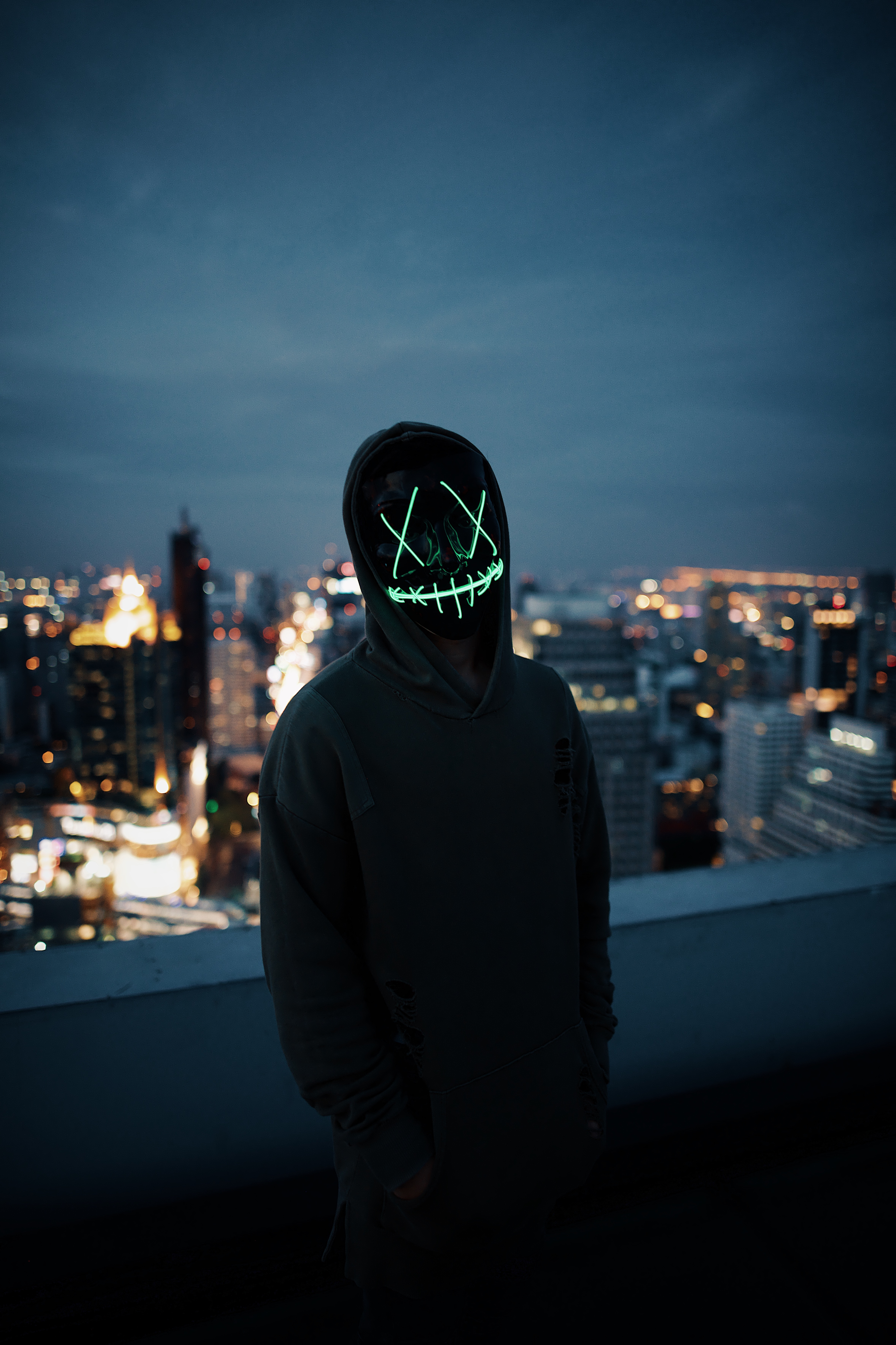 Mobile wallpaper mask, light, anonymous, dark, shine, silhouette, hood
