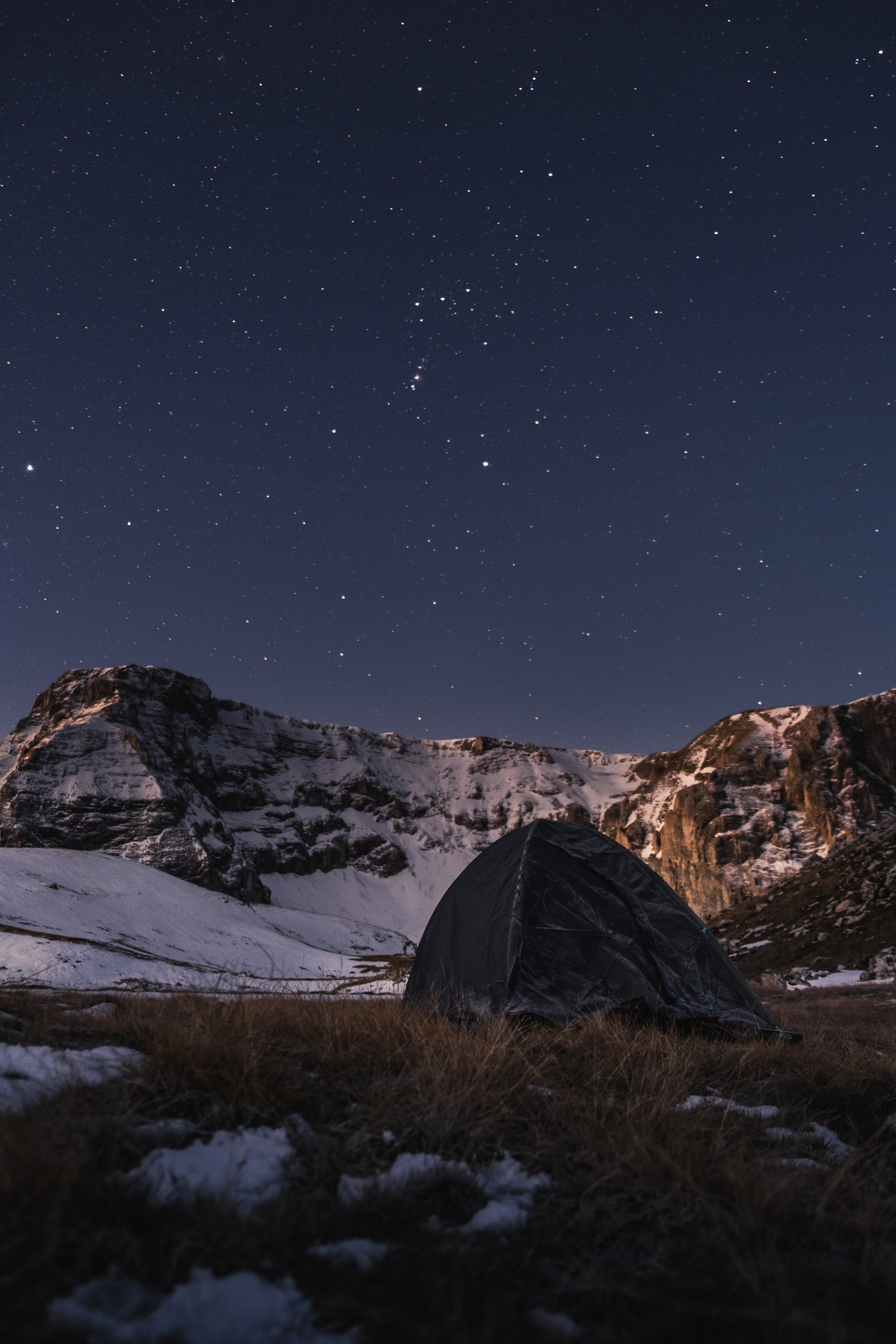 Free download wallpaper Campsite, Mountains, Stars, Miscellanea, Miscellaneous, Snowbound, Snow Covered, Tent, Nature, Night, Camping on your PC desktop