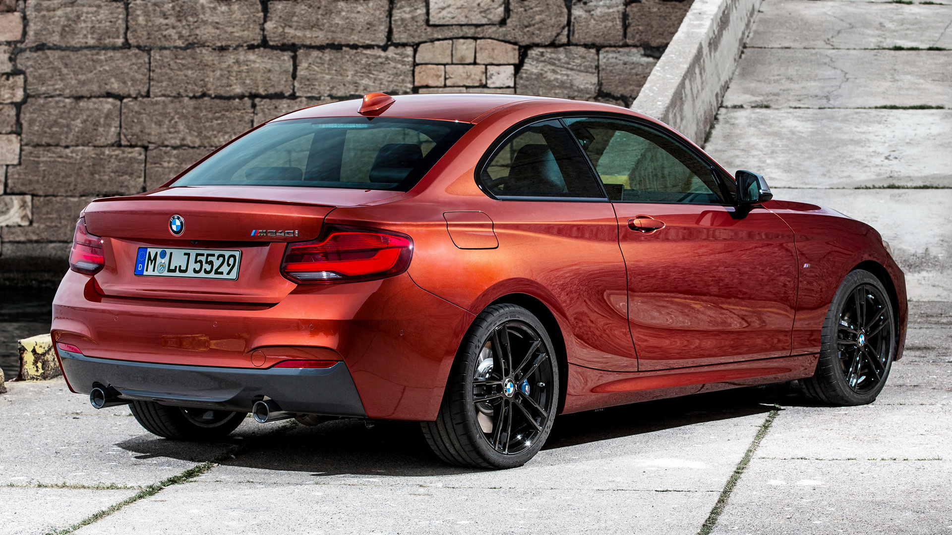 BMW m2 Violet