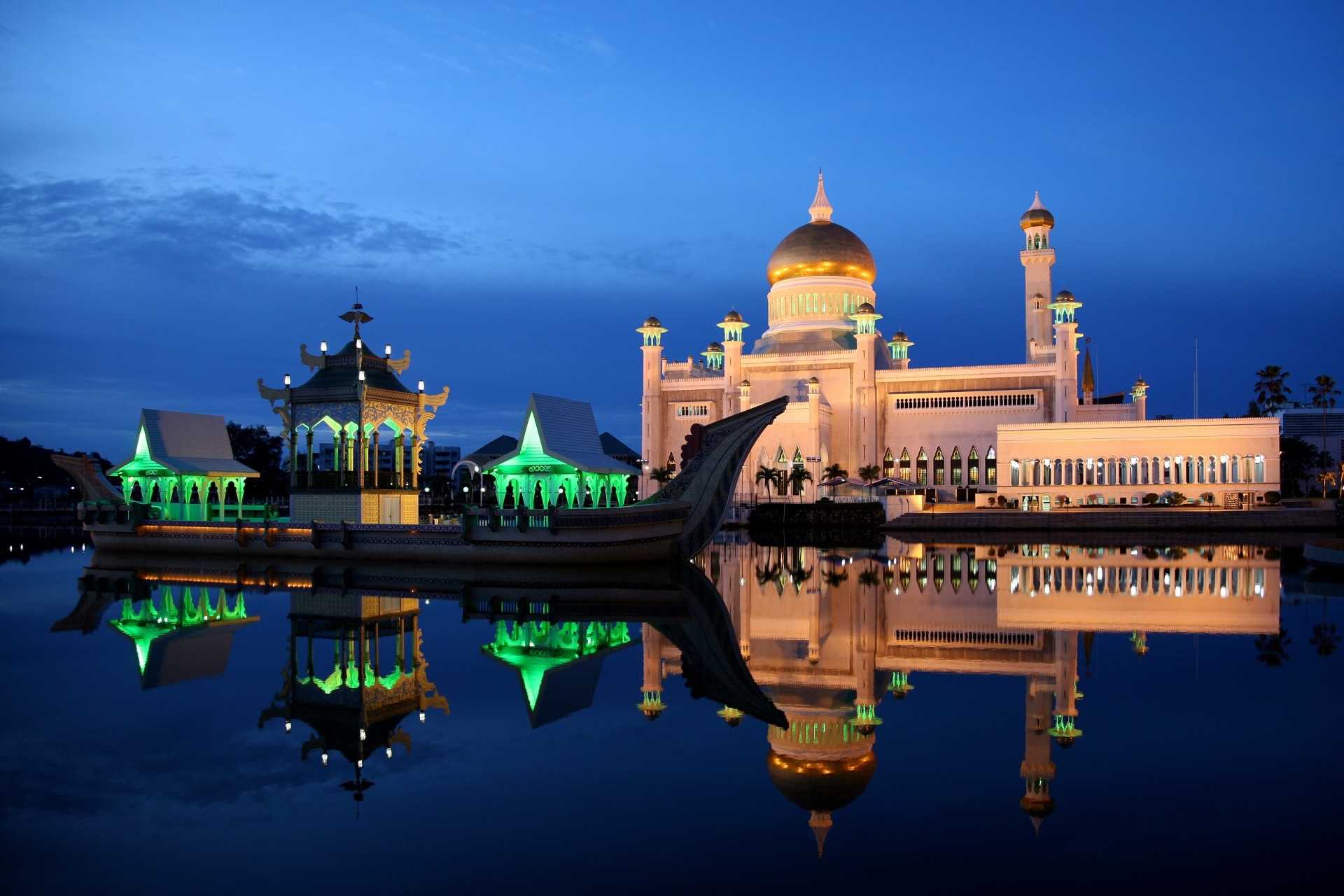 Мечеть Султана Омара Али Сайфуддина Бандар-сери-Бегаван