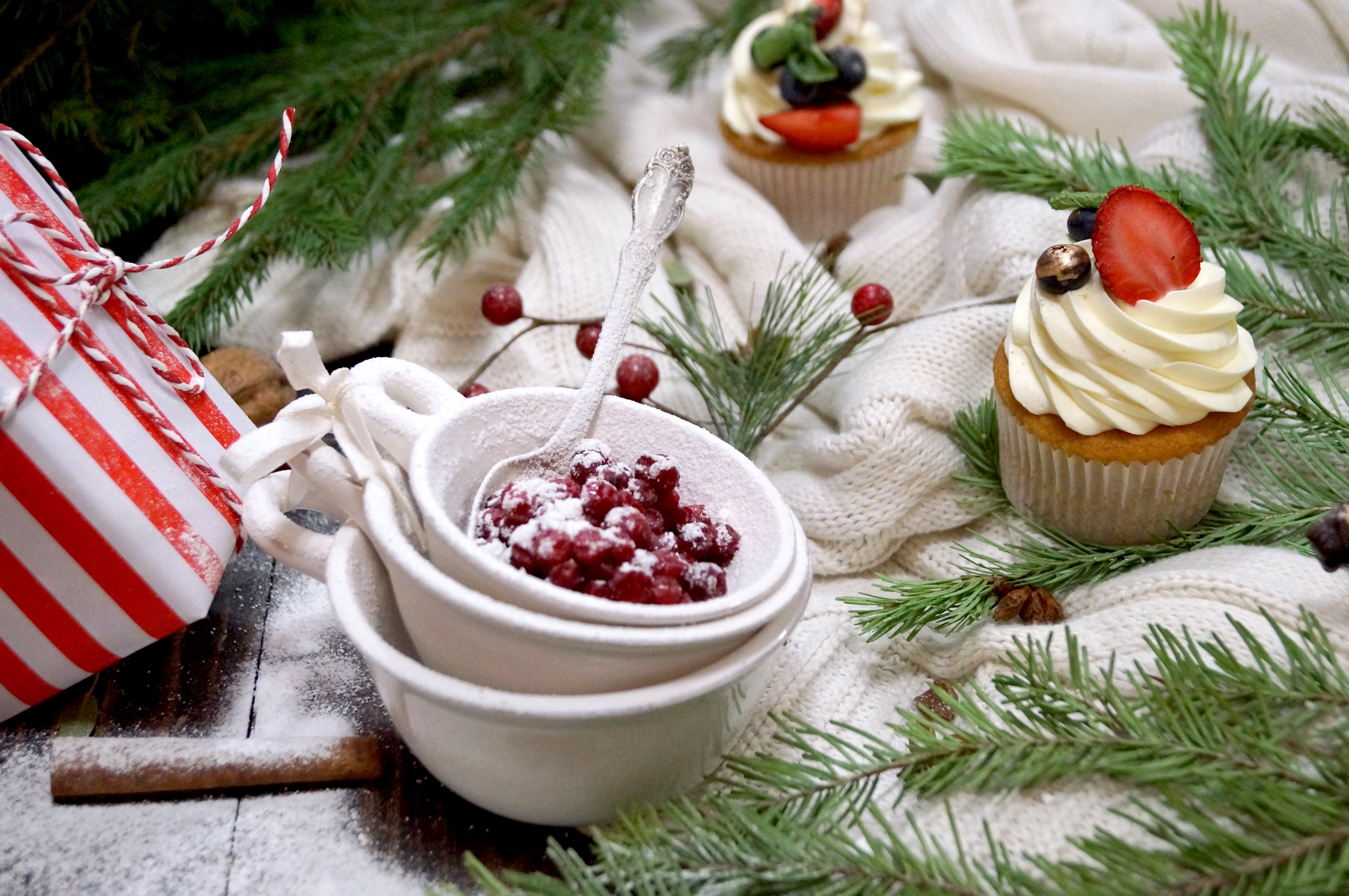 HD wallpaper holiday, christmas, berry, cranberry, cupcake