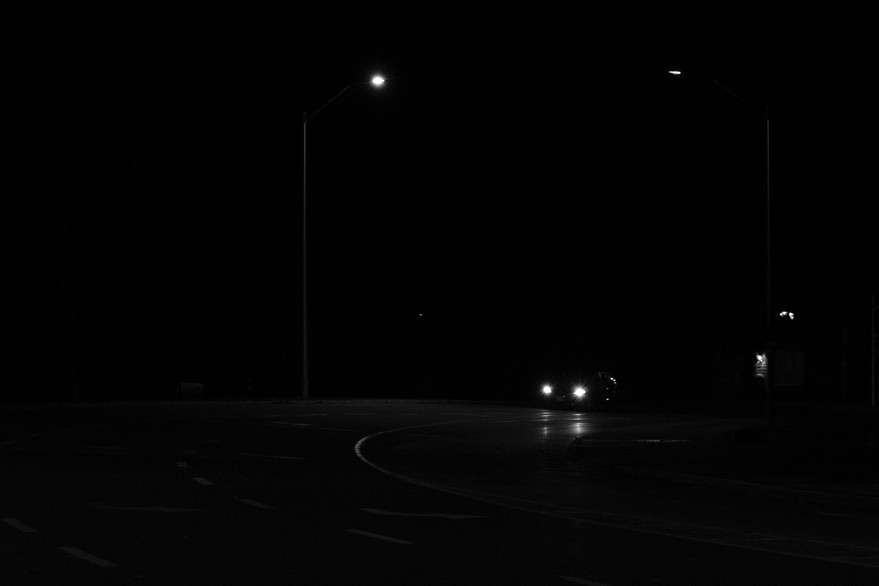 desktop Images glow, headlights, night, black, lights, dark, road, car, machine