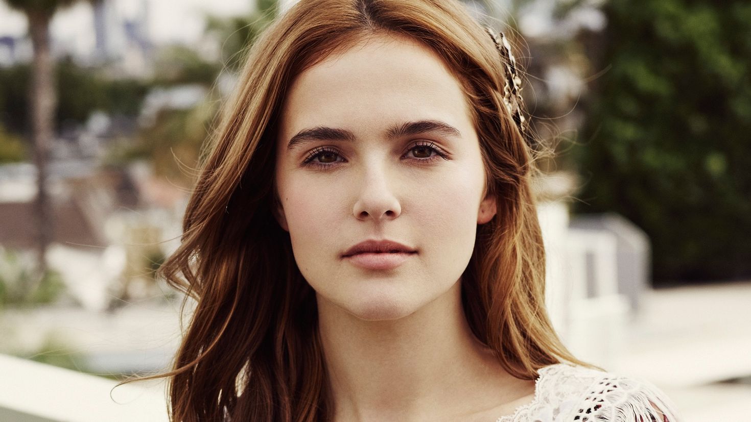 Зои дойч. Зои Дойч Zoey Deutch. Зои Дойч 2020. Зои Дойч фото.