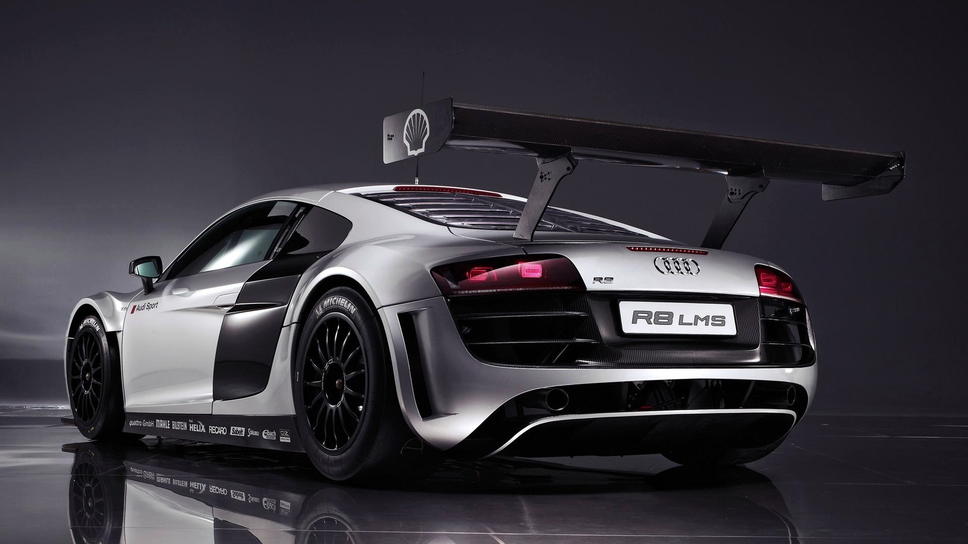 Audi R8 Photos, Download The BEST Free Audi R8 Stock Photos & HD Images