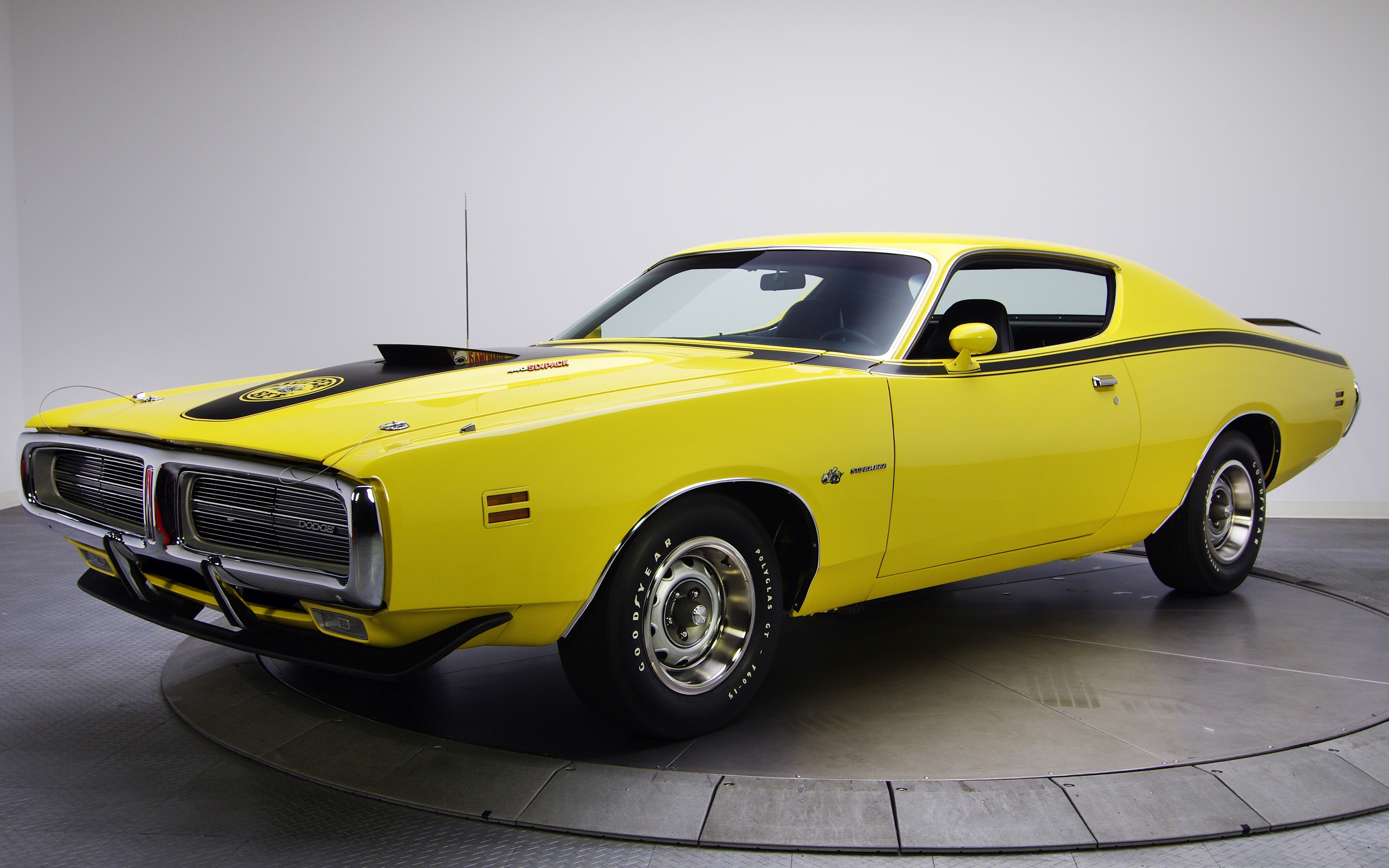 Масл. Dodge Charger super Bee 1971. Додж Чарджер 1971 GTX. Dodge Charger 1971 GTX. Dodge Charger Daytona 1971.