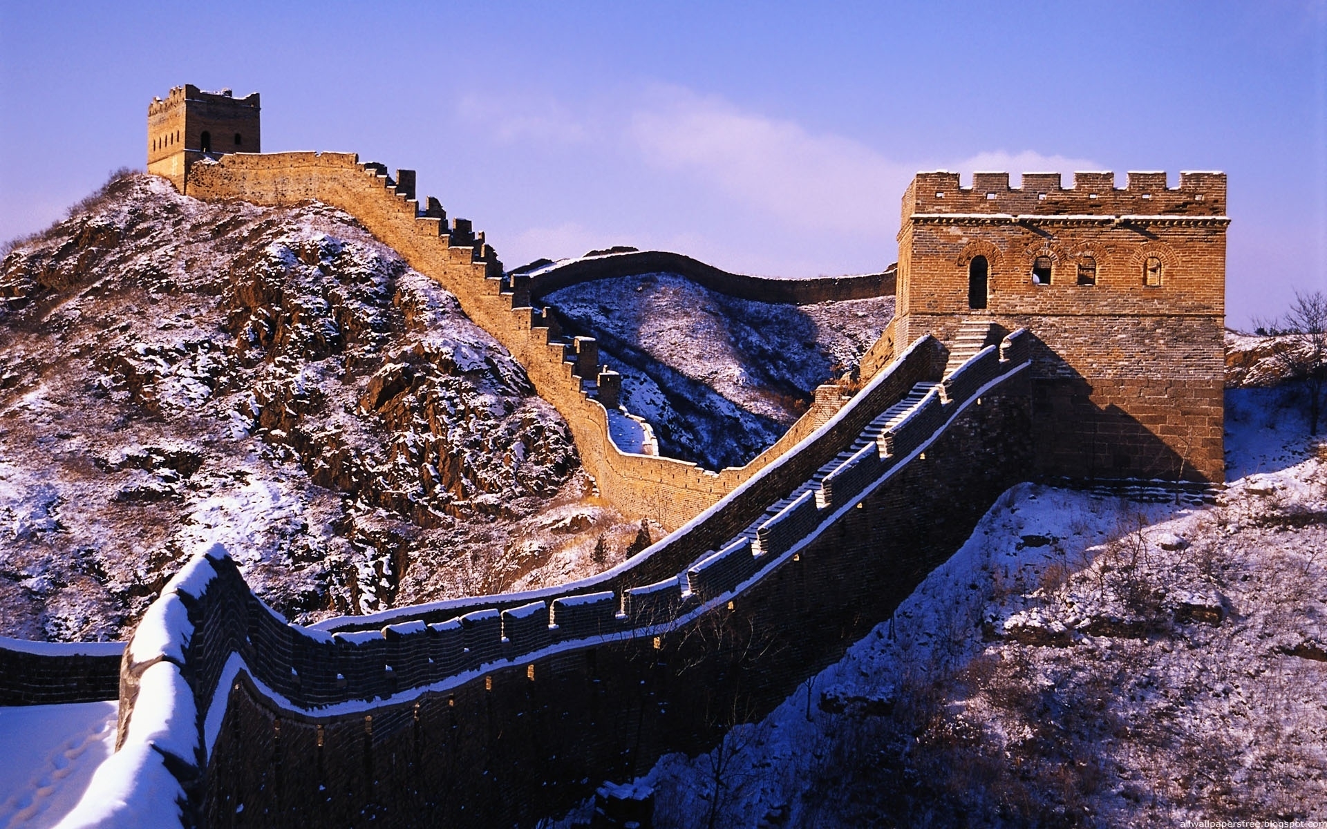 Скачать картинку Великая Китайская Стена, Пейзаж, Зима в телефон бесплатно.