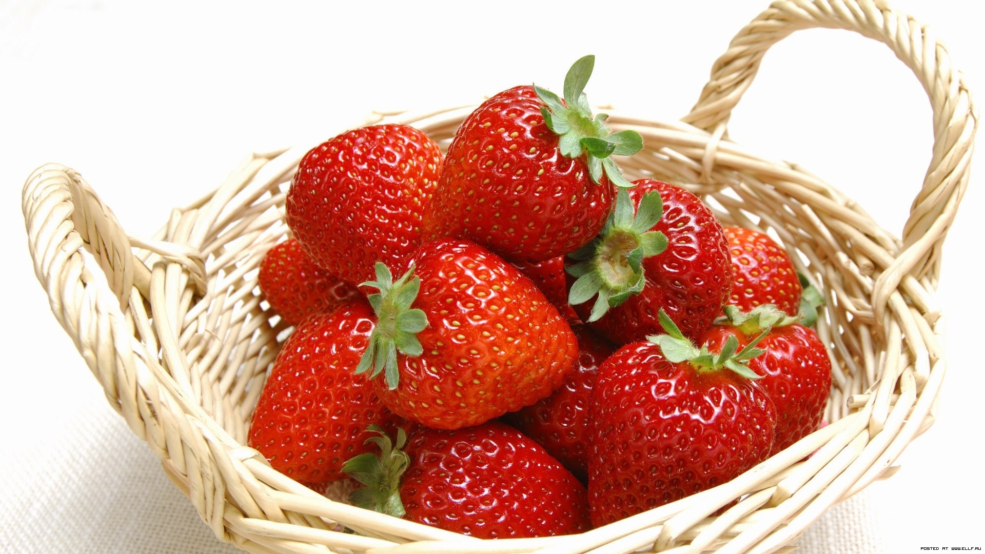 Download mobile wallpaper Strawberry, Food, Fruits for free.