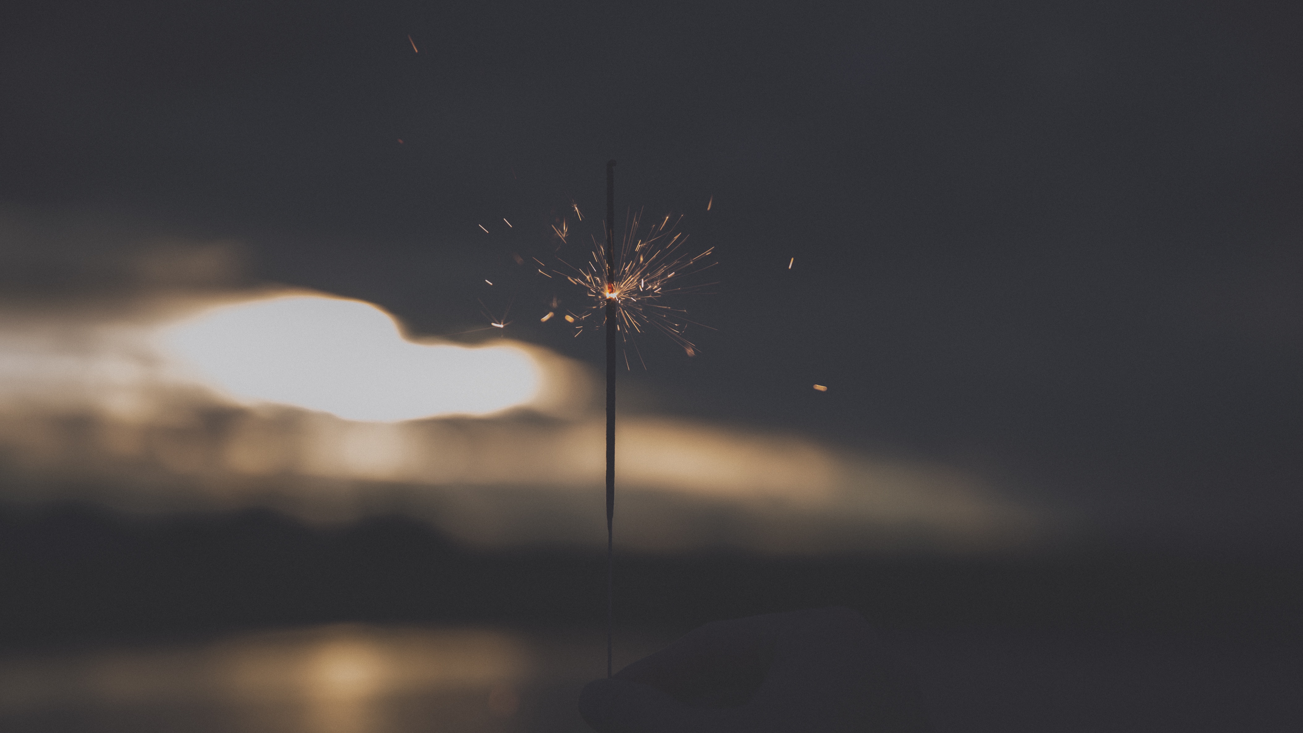blur, sparks, miscellanea, miscellaneous, smooth, sparkler wallpapers for tablet