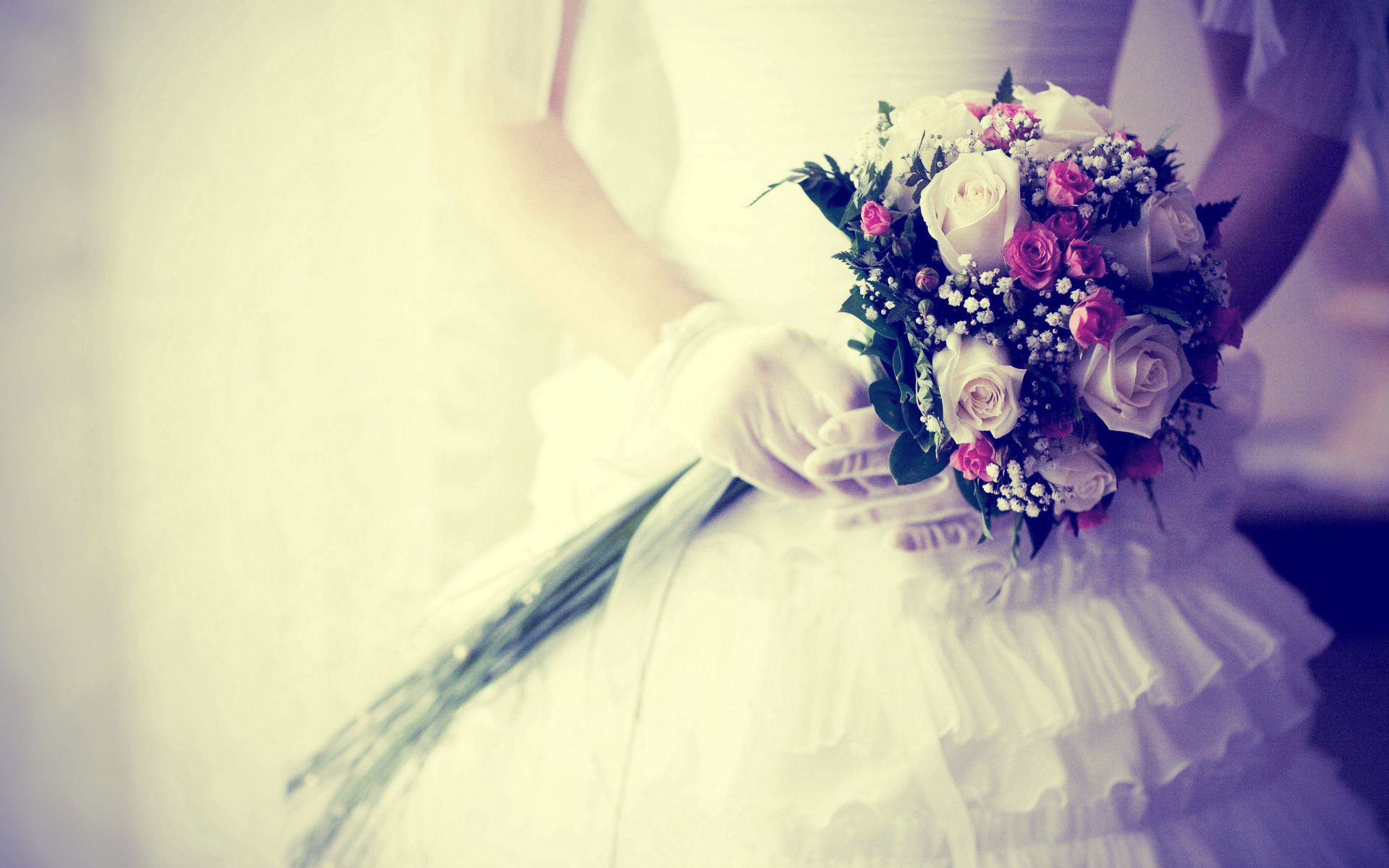136505 скачать картинку свадьба, цветы, любовь, букет, перчатки, невеста - обои и заставки бесплатно