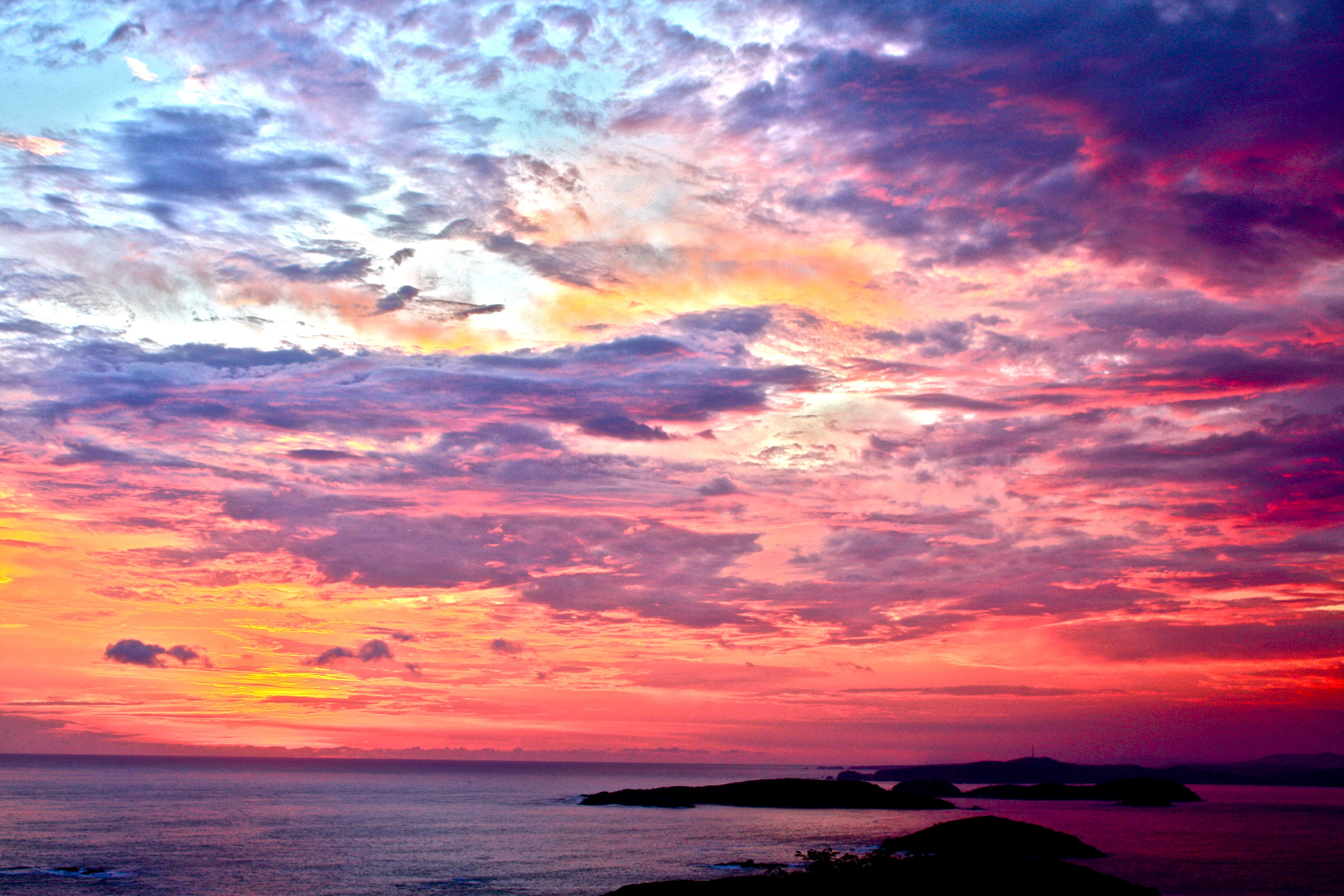 Download mobile wallpaper Sunset, Sky, Pink, Horizon, Ocean, Earth, Purple for free.