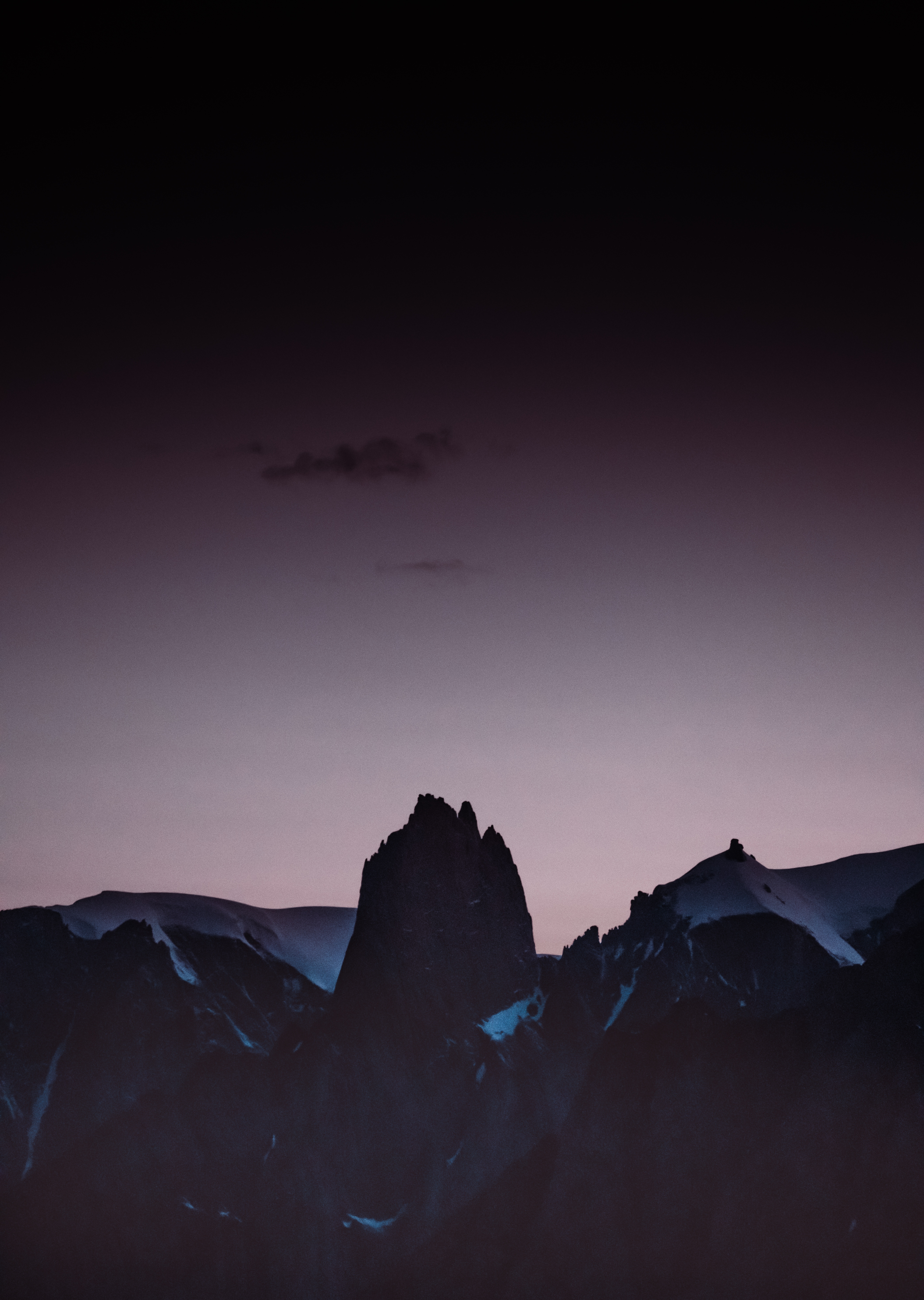 Free download wallpaper Mountains, Sky, Night, Vertex, Dark, Tops on your PC desktop