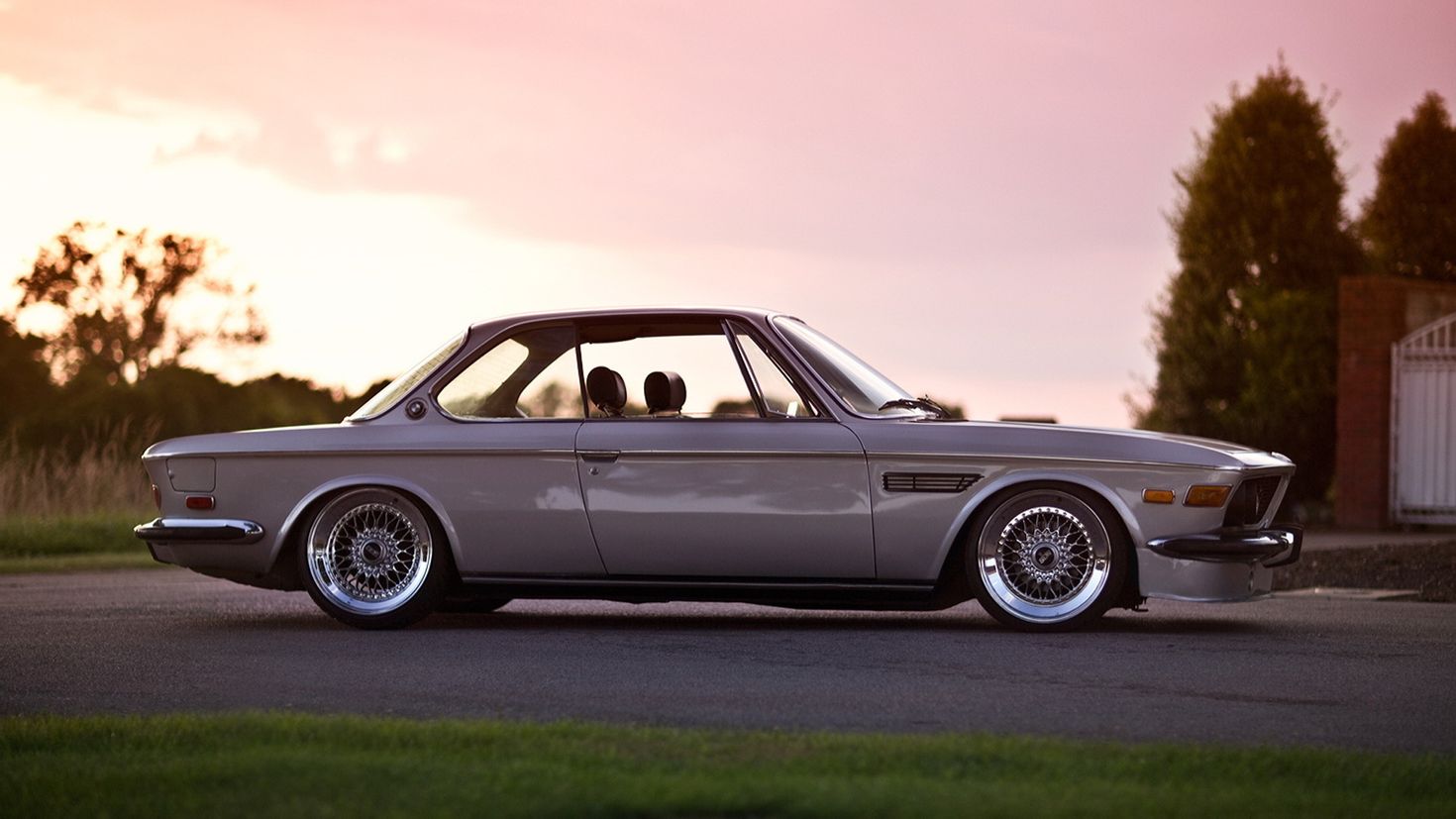 Классика классик. BMW Classic e9. BMW 9. BMW e9 купе. BMW e9 Restomod.