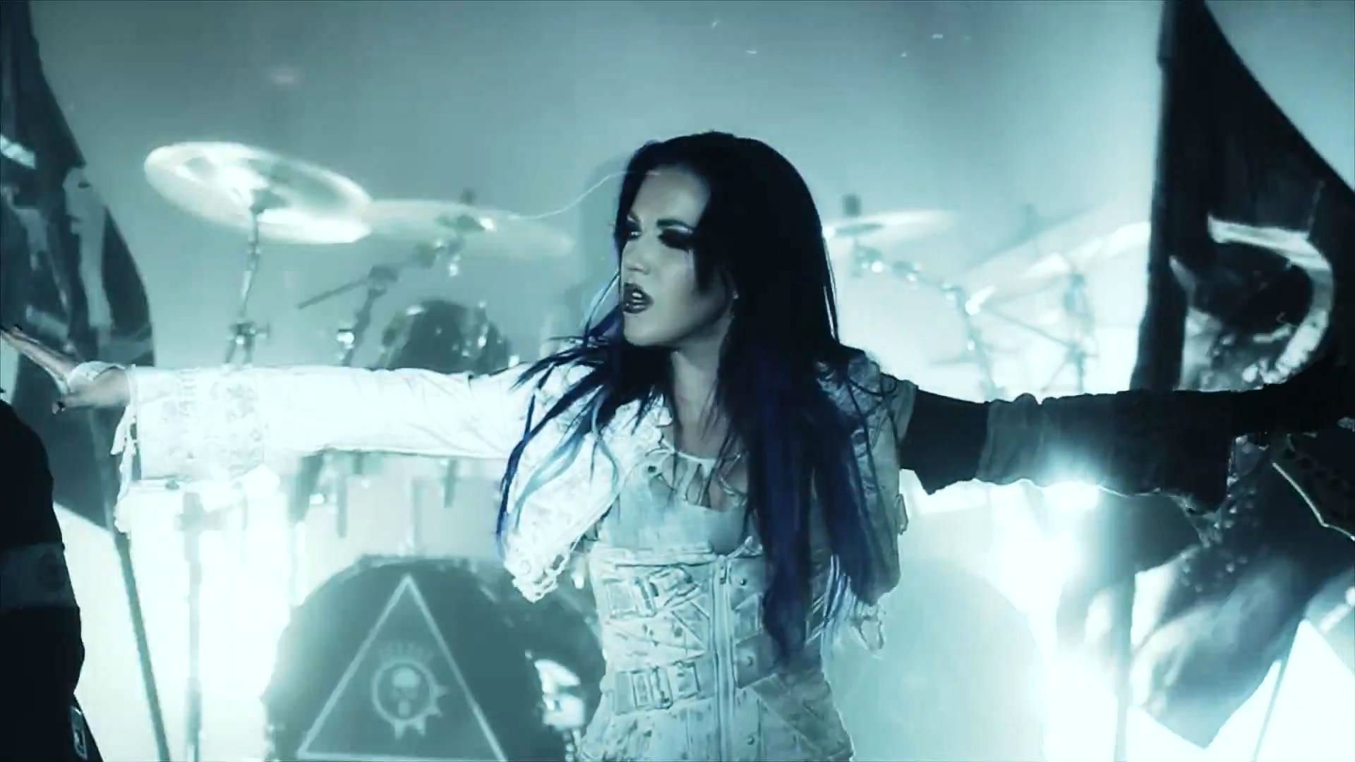 Музыка телефон клип. Группа Arch Enemy Алиса. Alissa White-Gluz. Arch Enemy War Eternal 2014. Arch Enemy HD 1080.