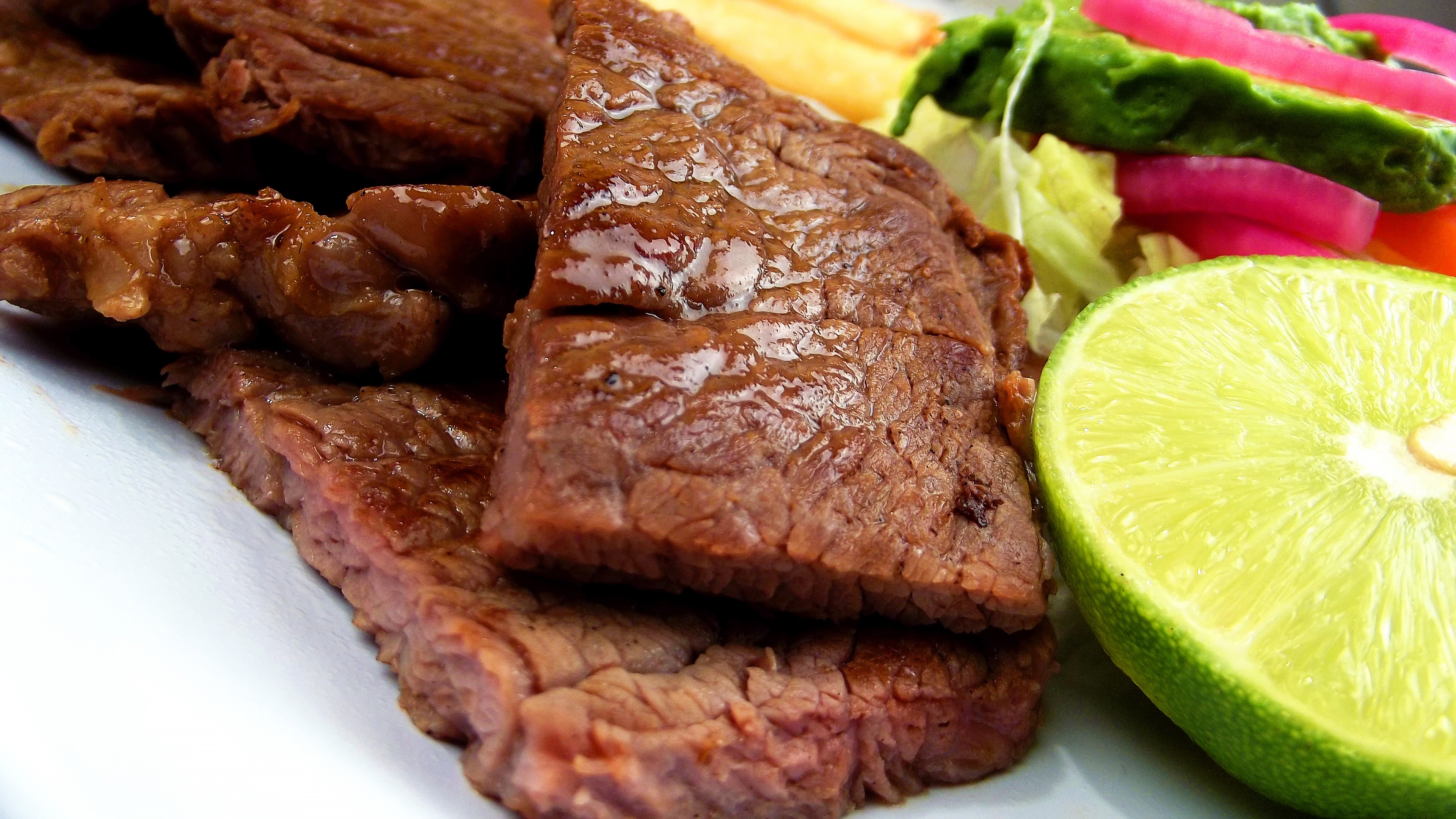 1920 x 1080 picture steak, food, meat, lime, vegetable