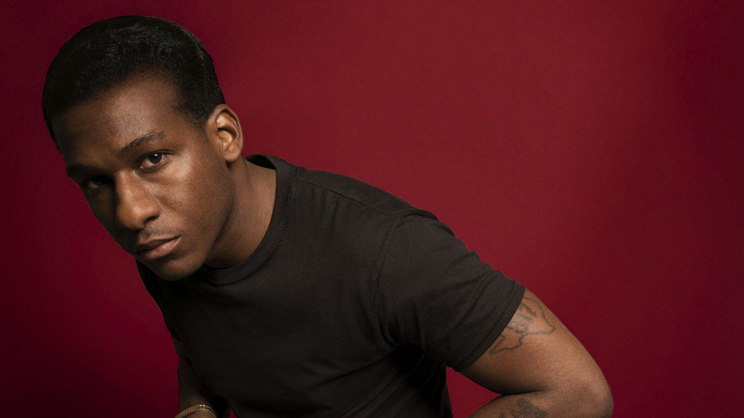 Leon bridges. Leon певец. Leon Bridges участники группы.