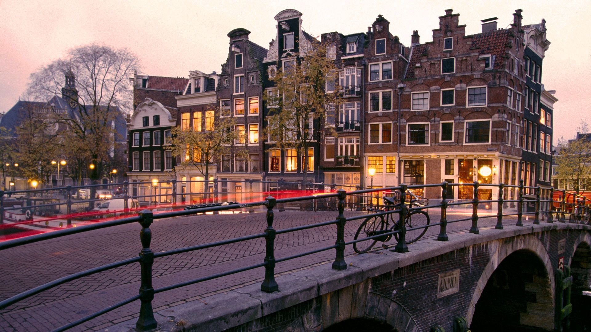 147438 скачать обои амстердам, нидерланды, города, канал, восход солнца - заставки и картинки бесплатно