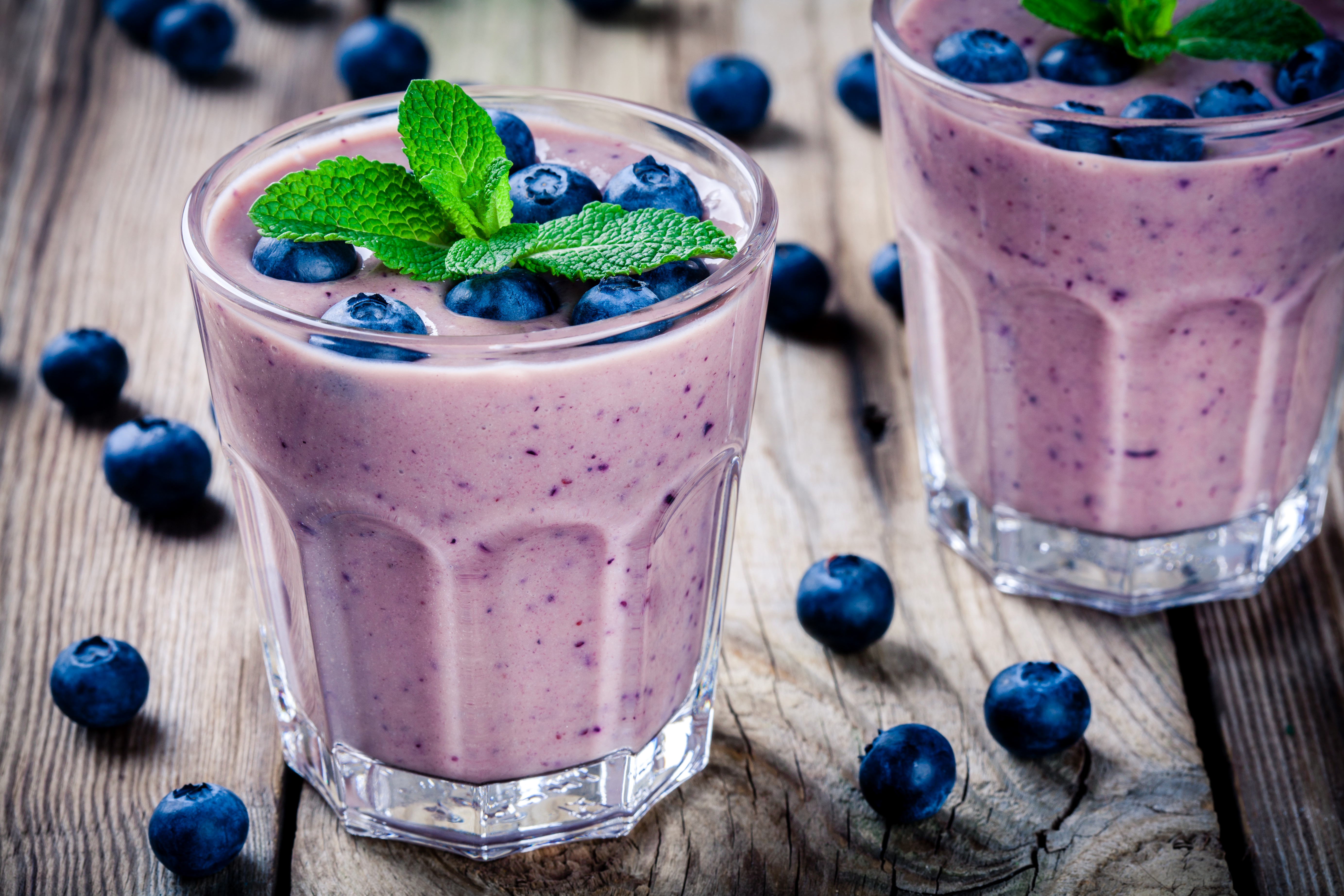 Free download wallpaper Food, Blueberry, Glass, Berry, Fruit, Drink, Smoothie on your PC desktop