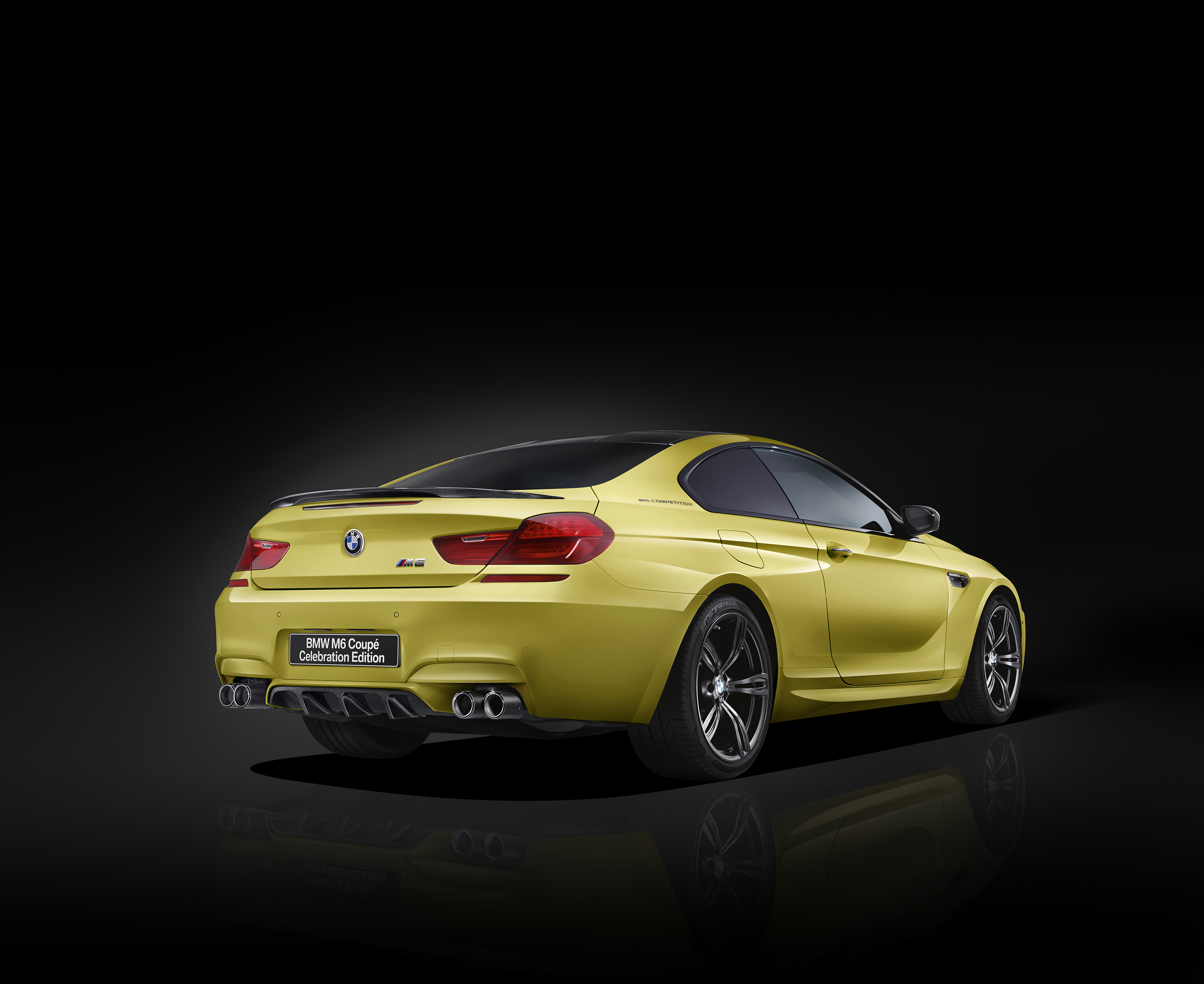 BMW m6 Coupe желтая