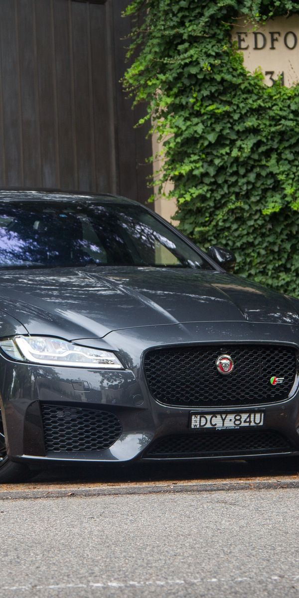 Jaguar XF Silver