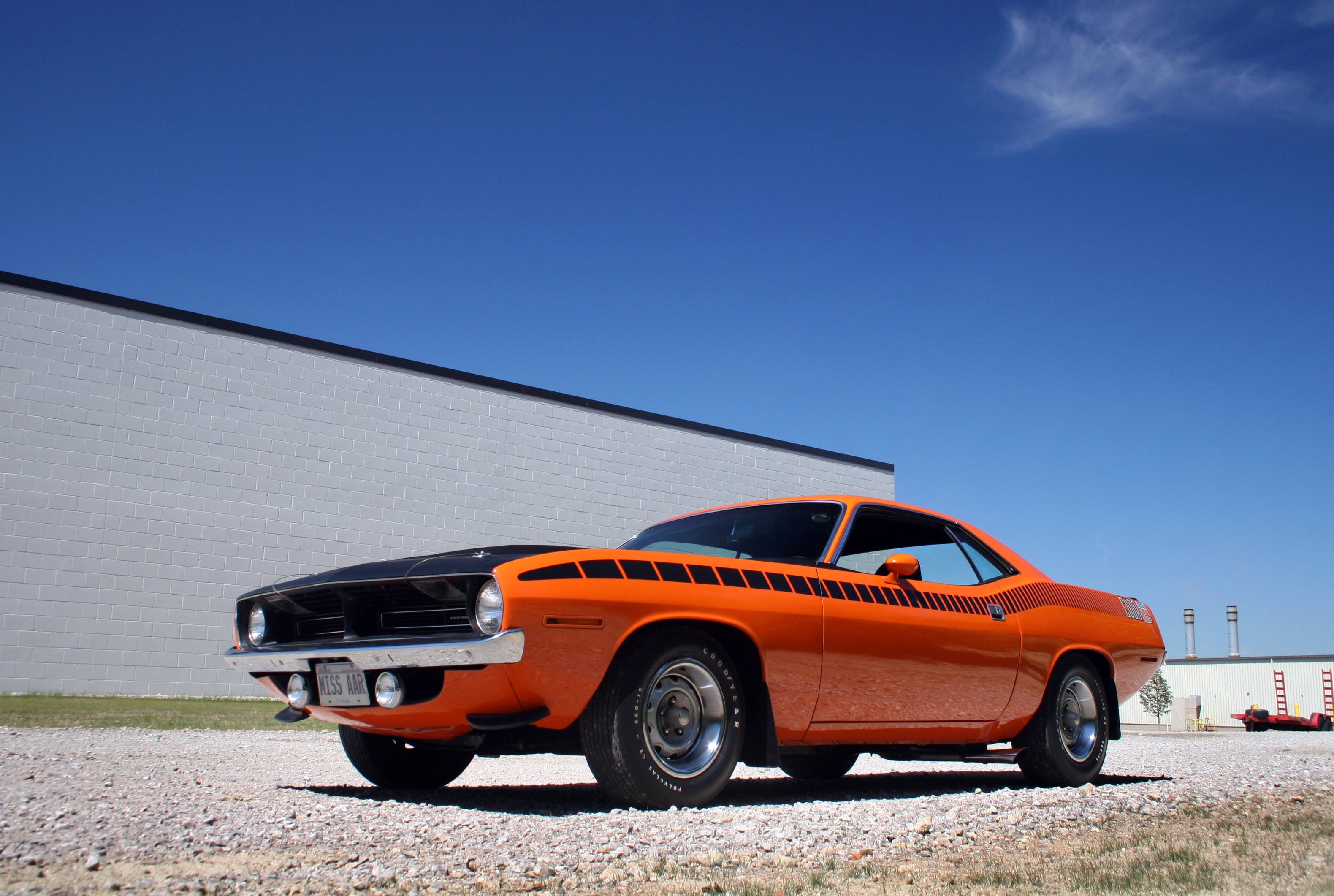 Muscle car. Классические Маслкары Plymouth. Dodge CUDA 1970. Plymouth Aar CUDA. Plymouth muscle car.