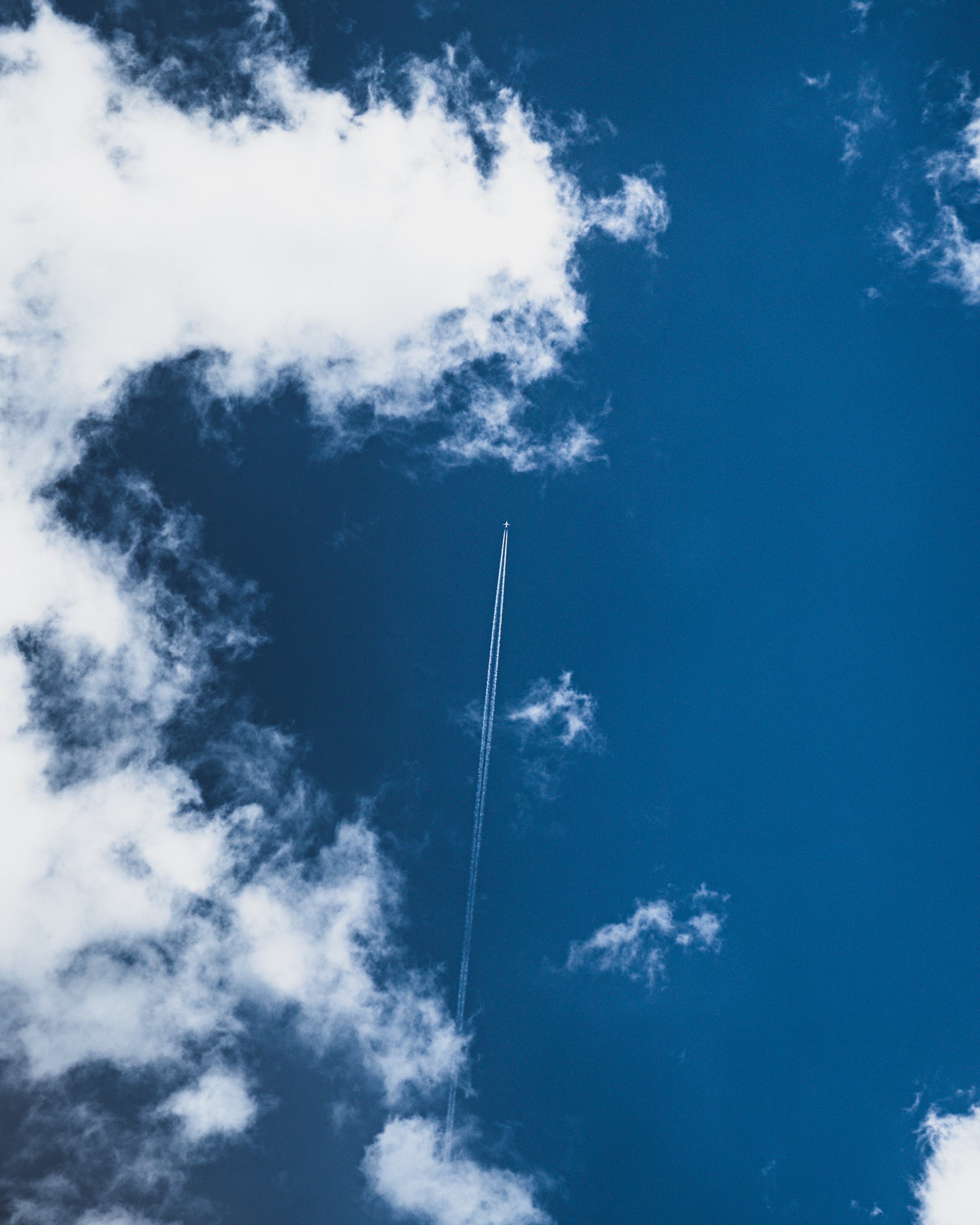 Free download wallpaper Sky, Clouds, Miscellanea, Smoke, Miscellaneous, Airplane, Plane on your PC desktop