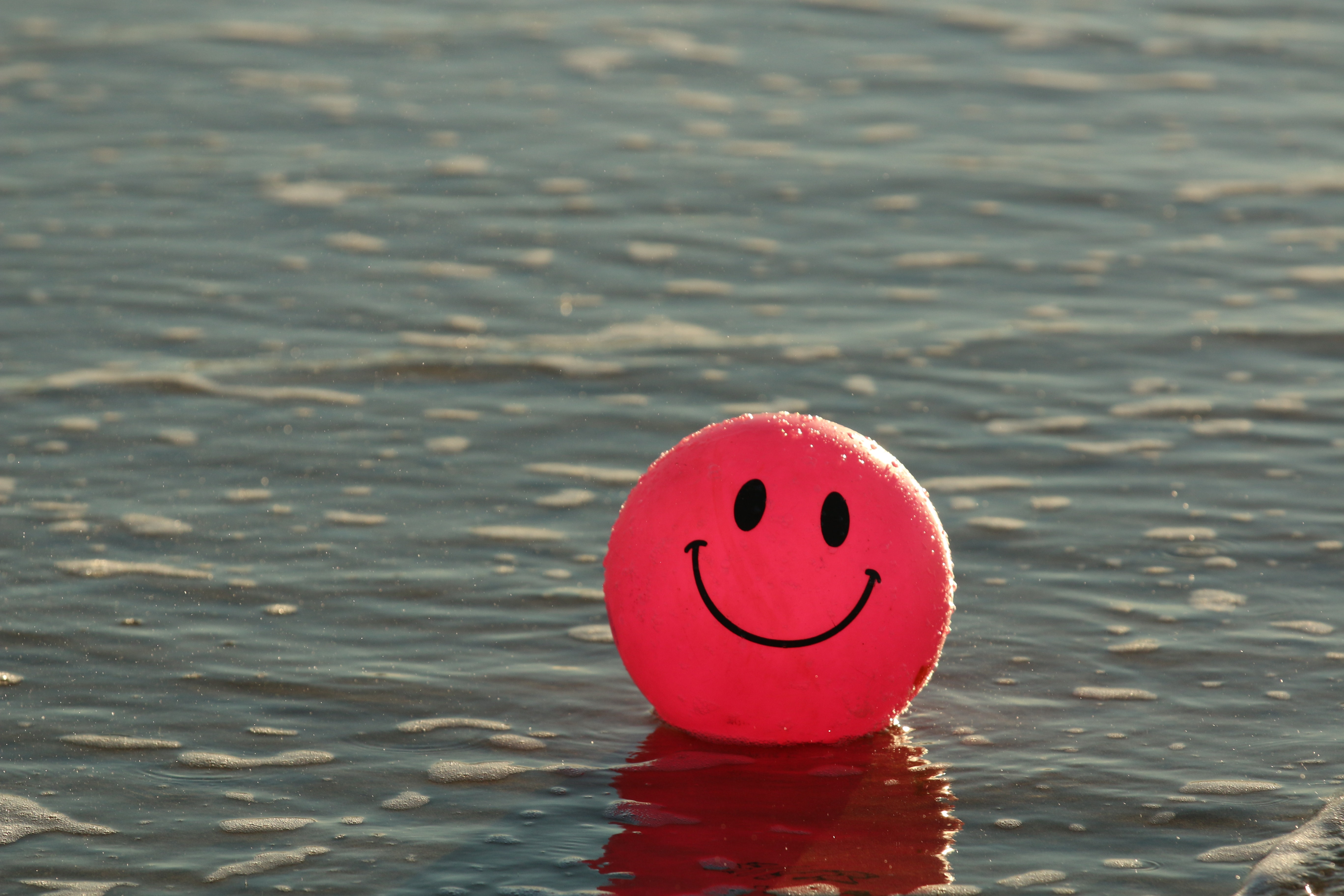 water, happy, emoticon, miscellaneous, smile, smiley, miscellanea, balloon HD wallpaper