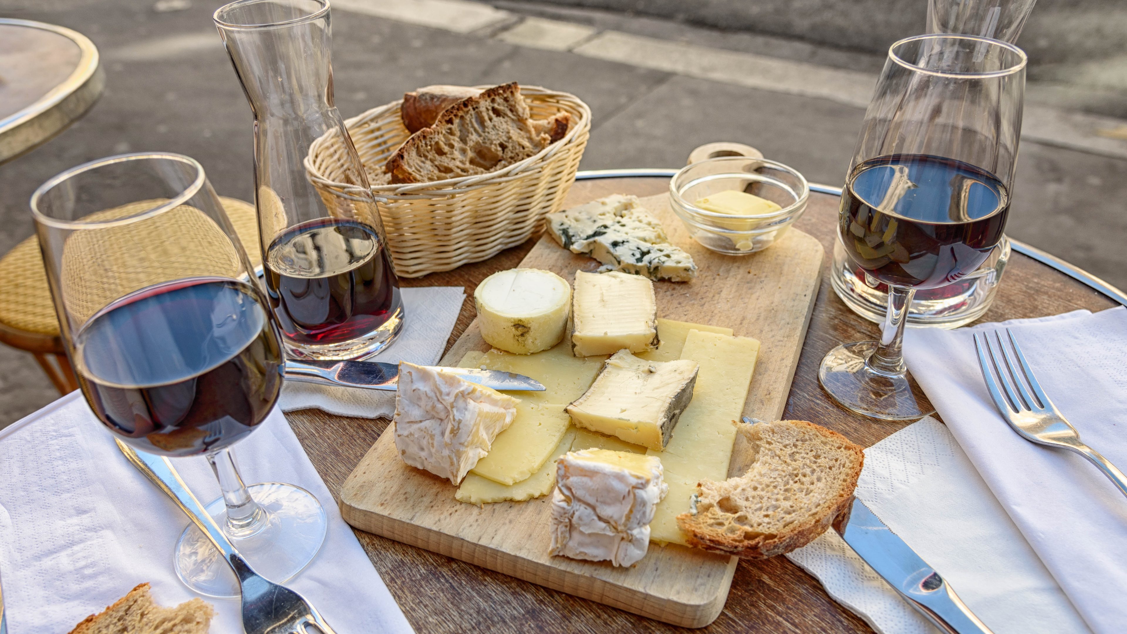 cheese, photography, still life, food, glass, table, wine