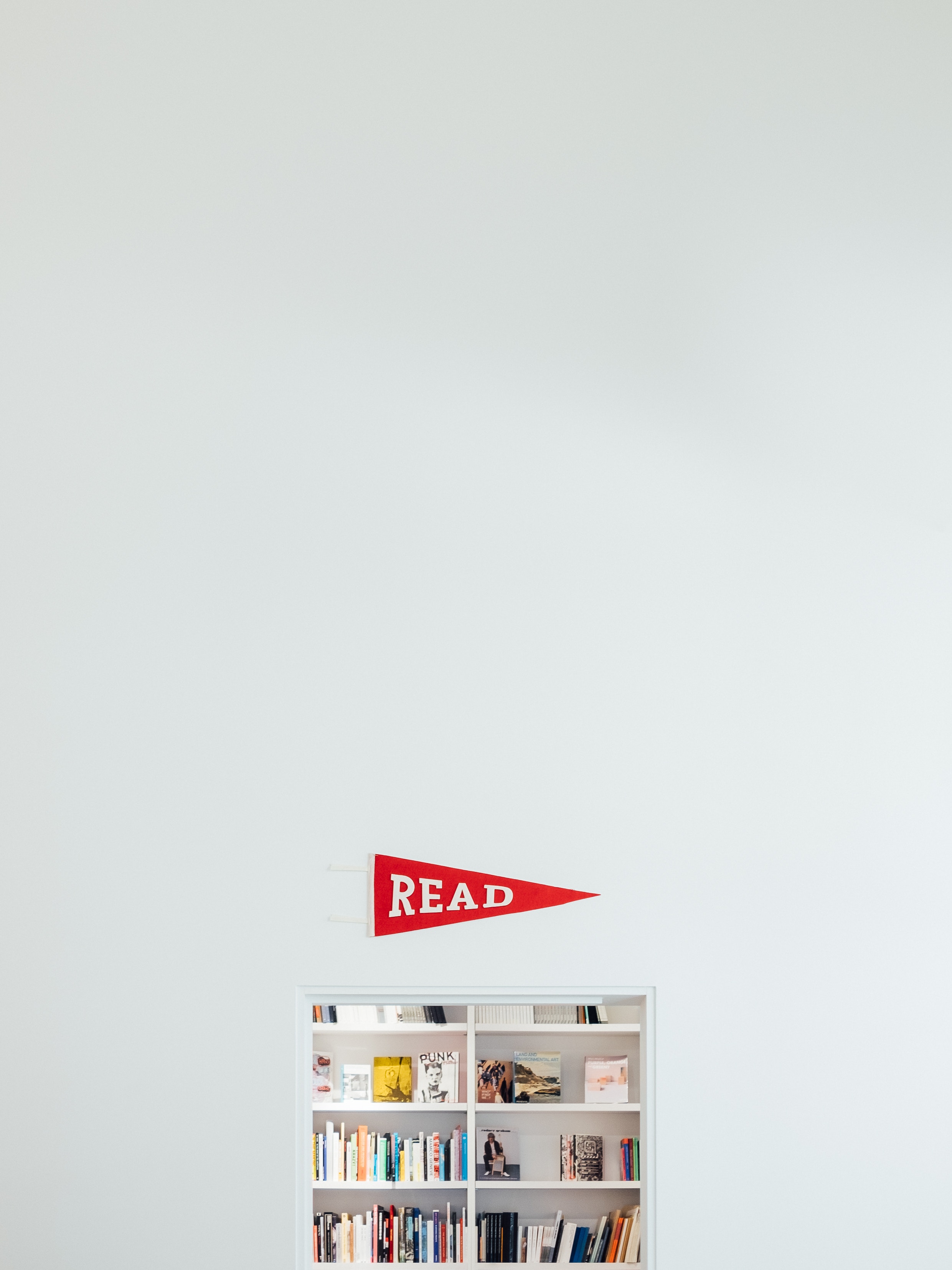 books, minimalism, reading, shelf Desktop Wallpaper