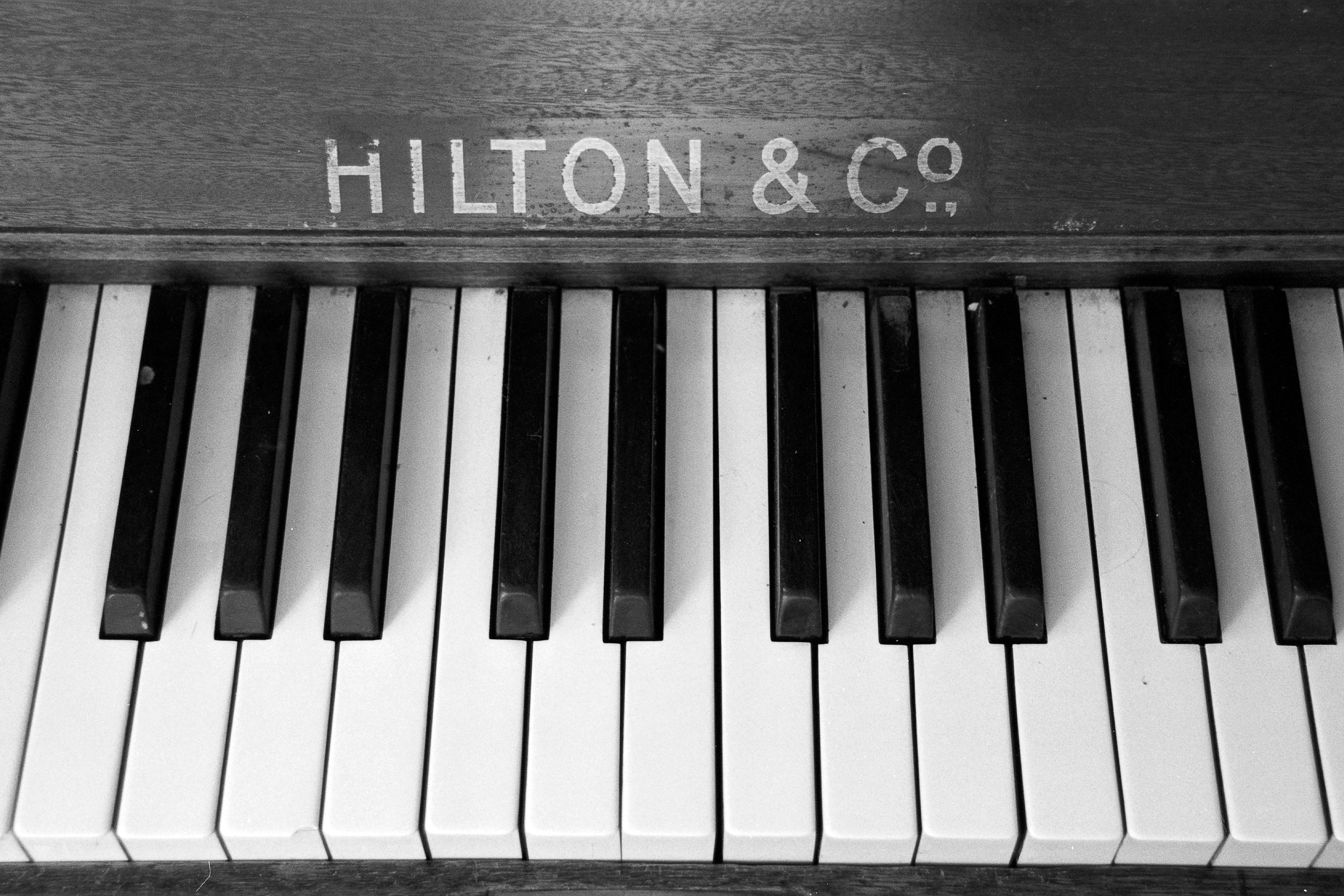 Piano pictures