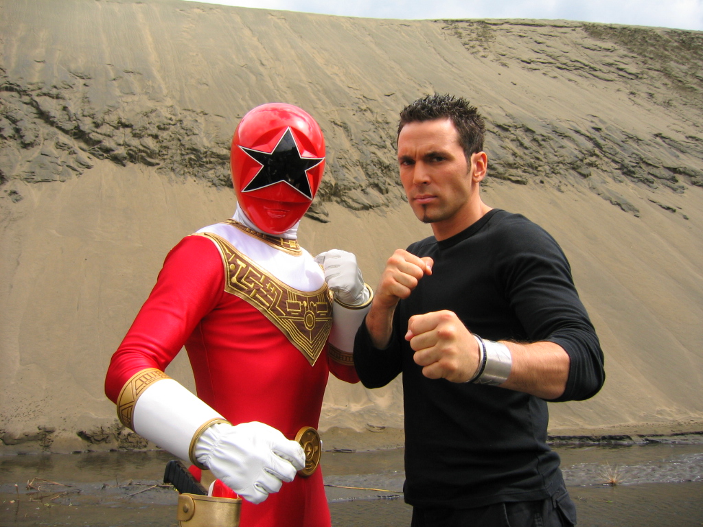 Tommy Oliver Lock Screen Images