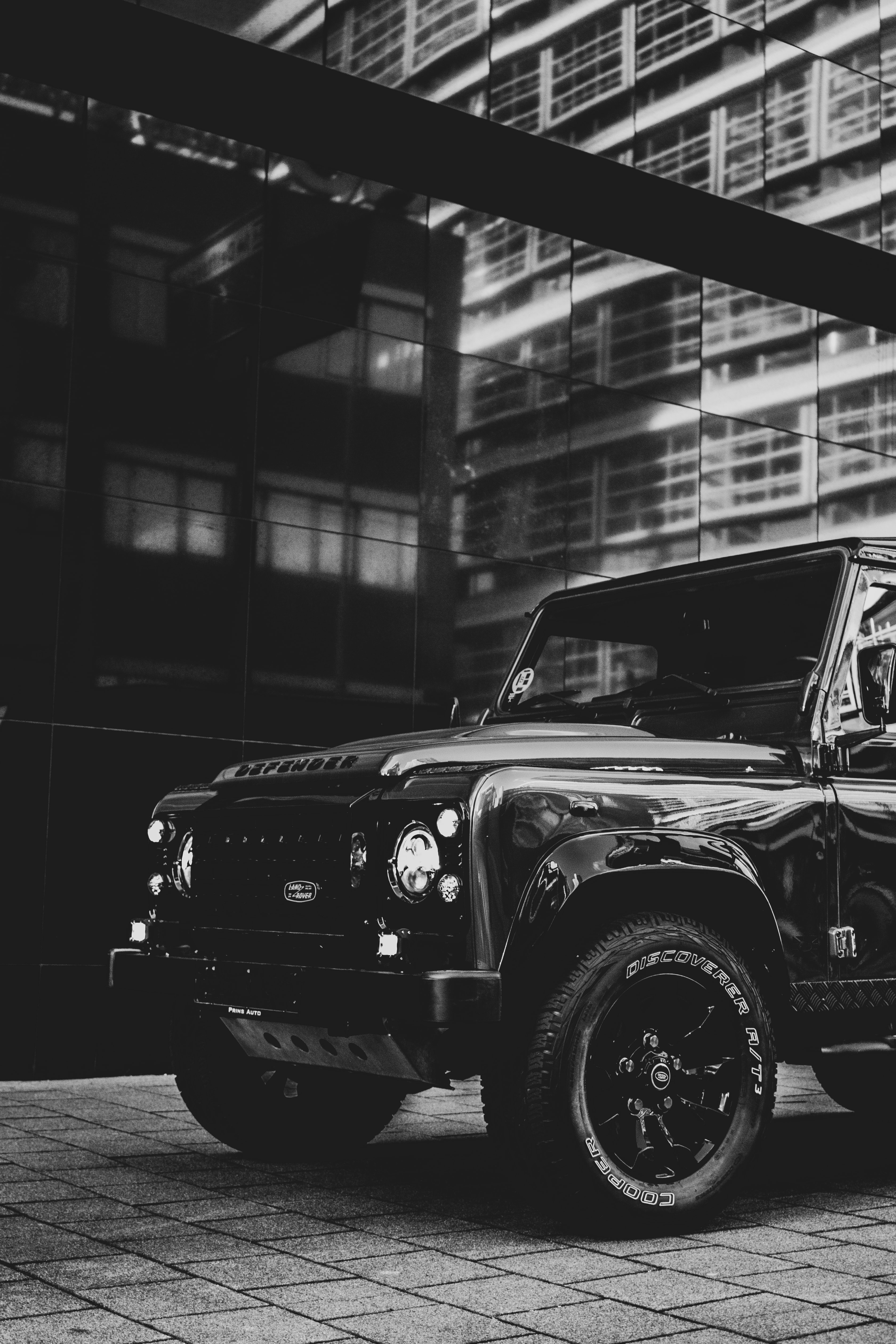 Download mobile wallpaper Cars, Lights, Chb, Bw, Car, Headlights, Suv for free.