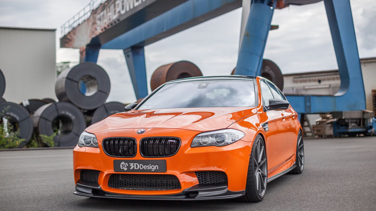 М пятый. BMW m5 f10 Orange. BMW m5 2016. BMW m3 f10. БМВ m5 2016.