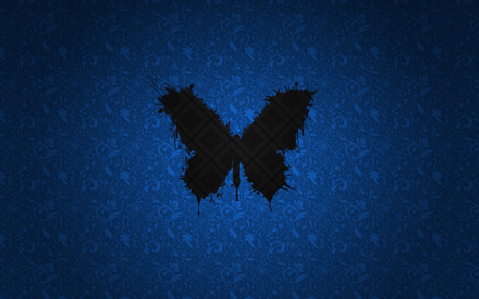 Бабочка темно - синяя