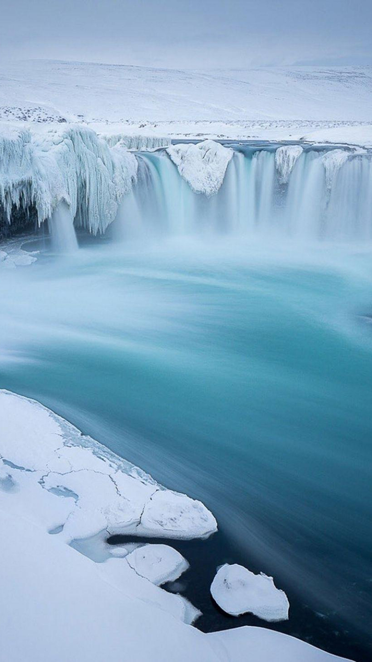 1128270 скачать обои синий, земля/природа, годафосс, водопад, лед, лёд, замороженный, холодное сердце, земля, исландия, водопады - заставки и картинки бесплатно